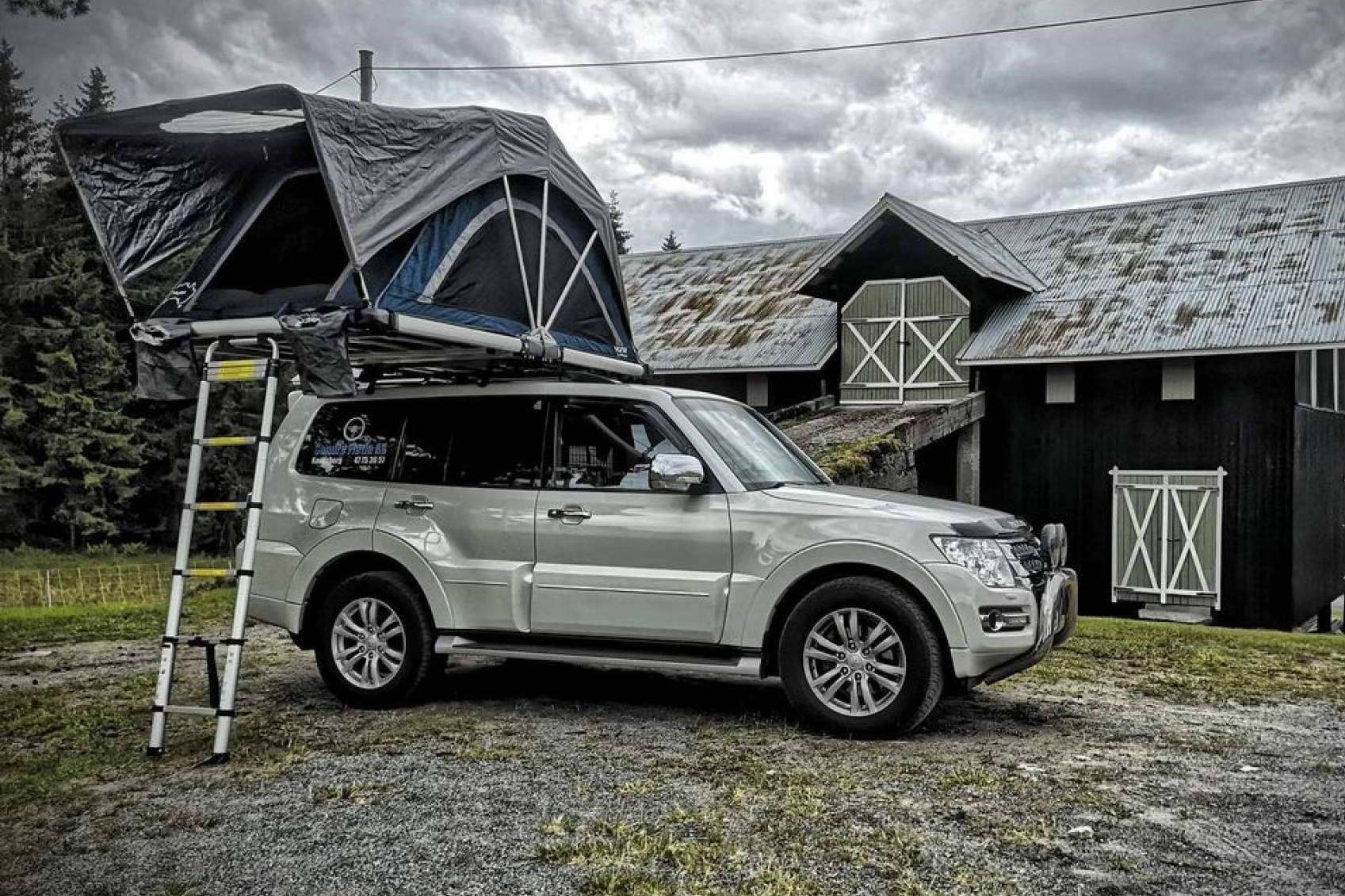 Las tiendas de campaña para techo de coche de Fox Camper son una buena opción para la temporada de camping