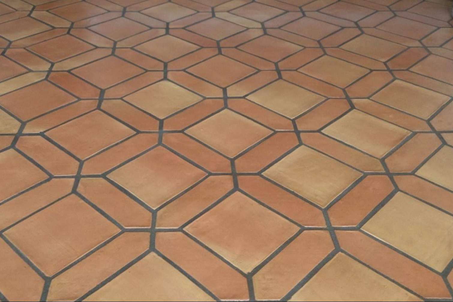 Materiales Artesanales cuenta con profesionales en la fabricación artesanal de suelos de barro cocido