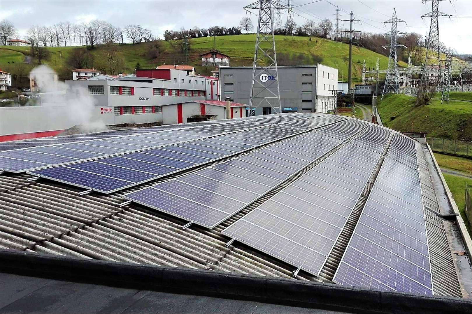 Energiber contribuye a la eficiencia energética realizando instalaciones de autoconsumo solar para particulares y empresas