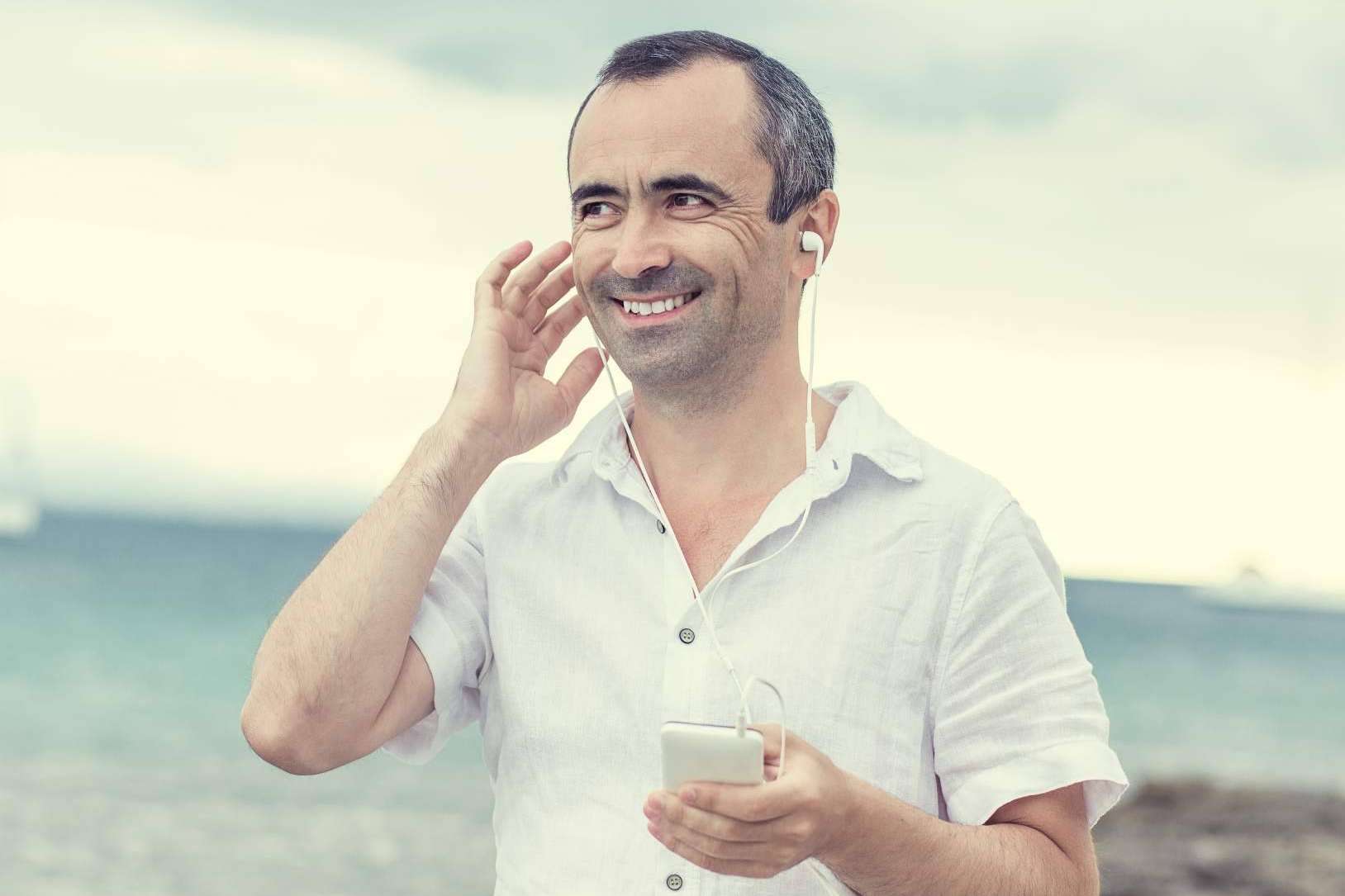 La radio como herramienta para personas que necesitan apoyo emocional, Hellinger Radio HD