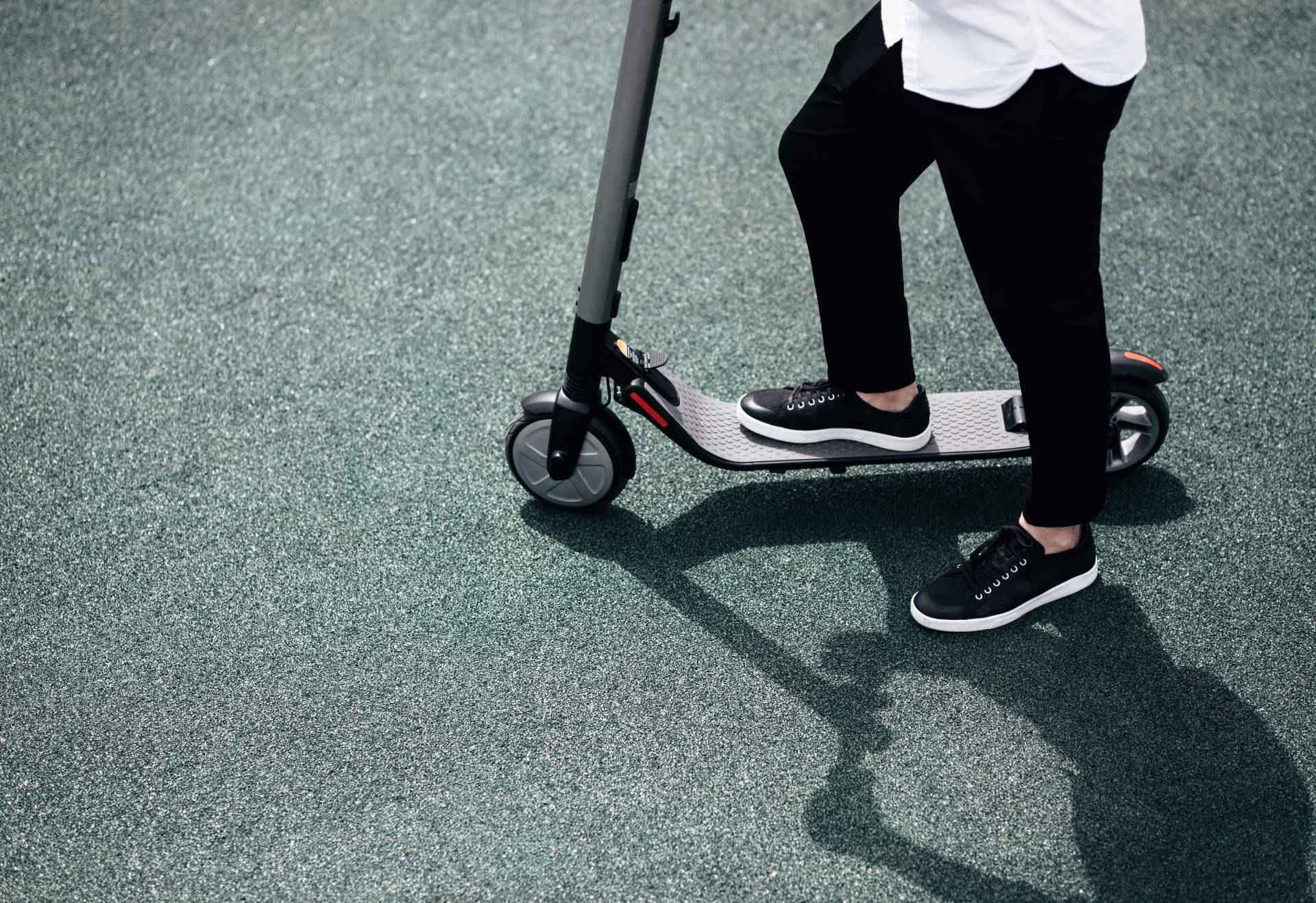 Talleres LYNX ofrece servicios de reparación batería patinete eléctrico