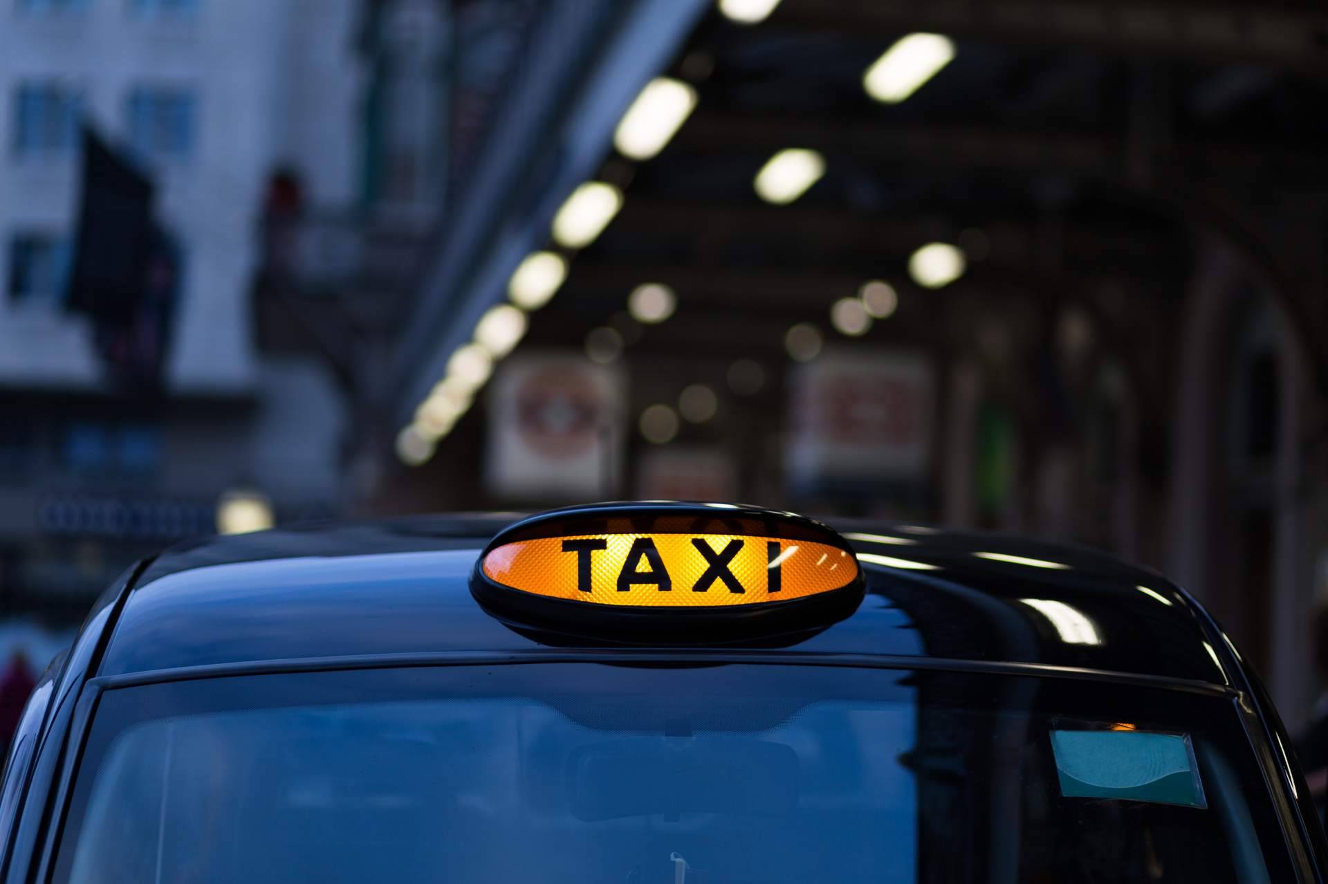 Talleres Ernesto, un taller mecánico especializado en taxis en Barcelona