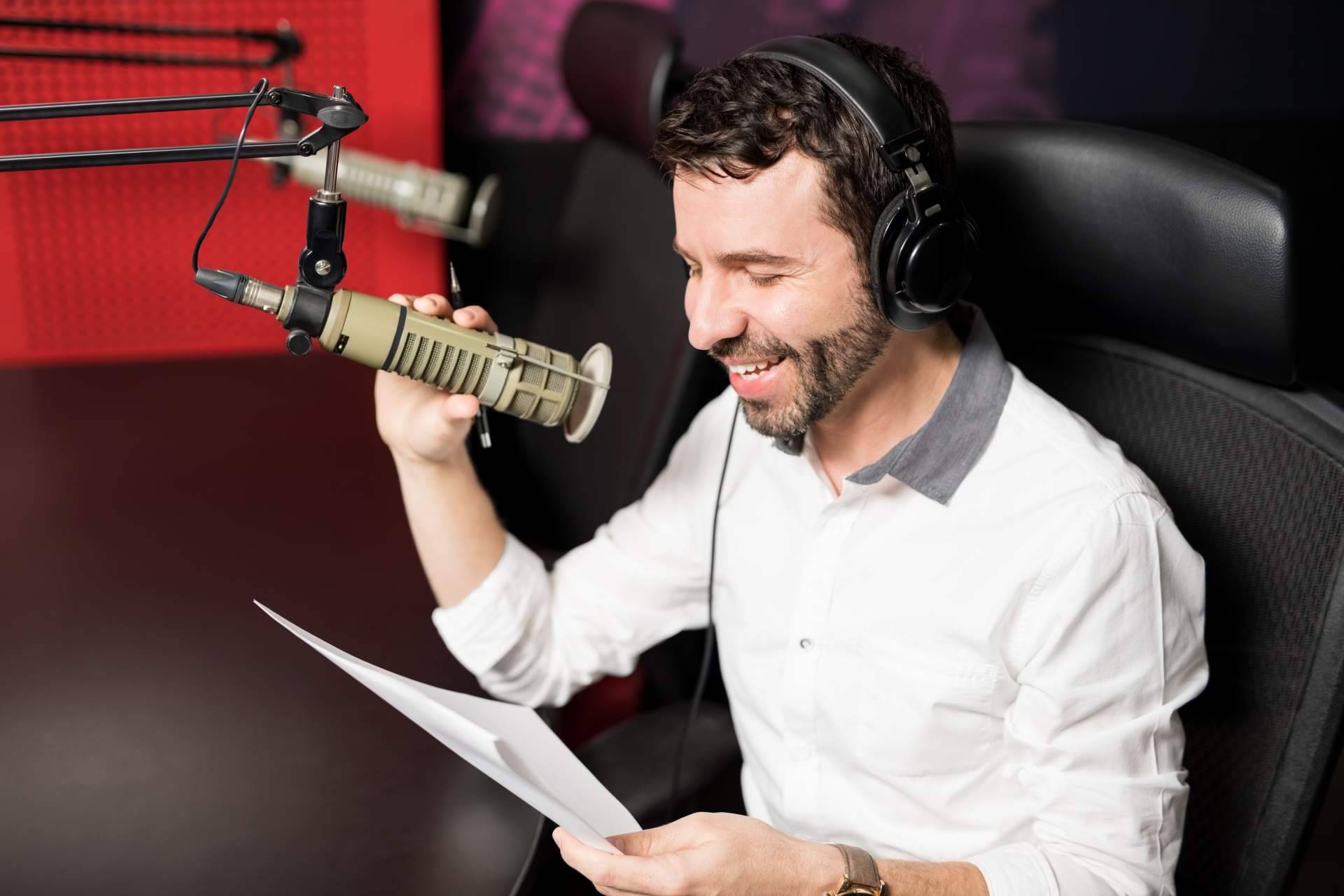 El curso de iniciación en locución y doblaje de Fernando Acaso