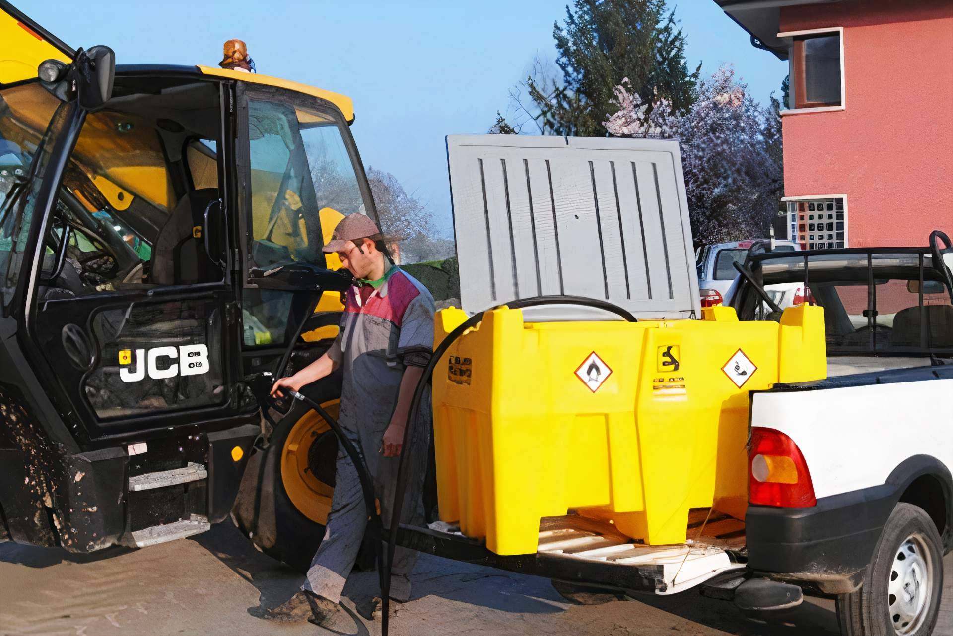 Absorbentes y Cubetos, la empresa online que ofrece tanques homologados ADR de transporte de gasolina