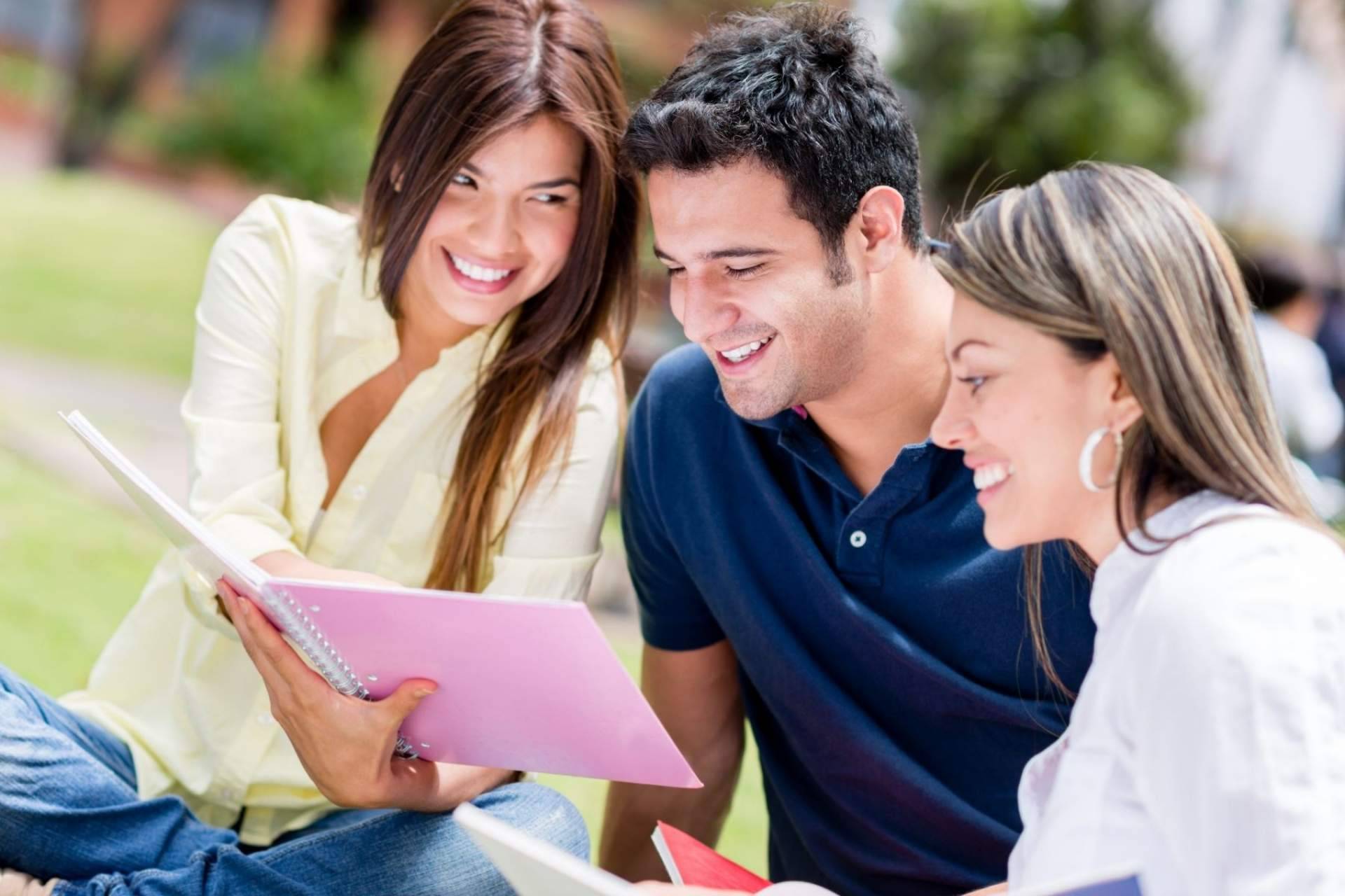 Estudia Seguro ofrece servicios para estudiar en España