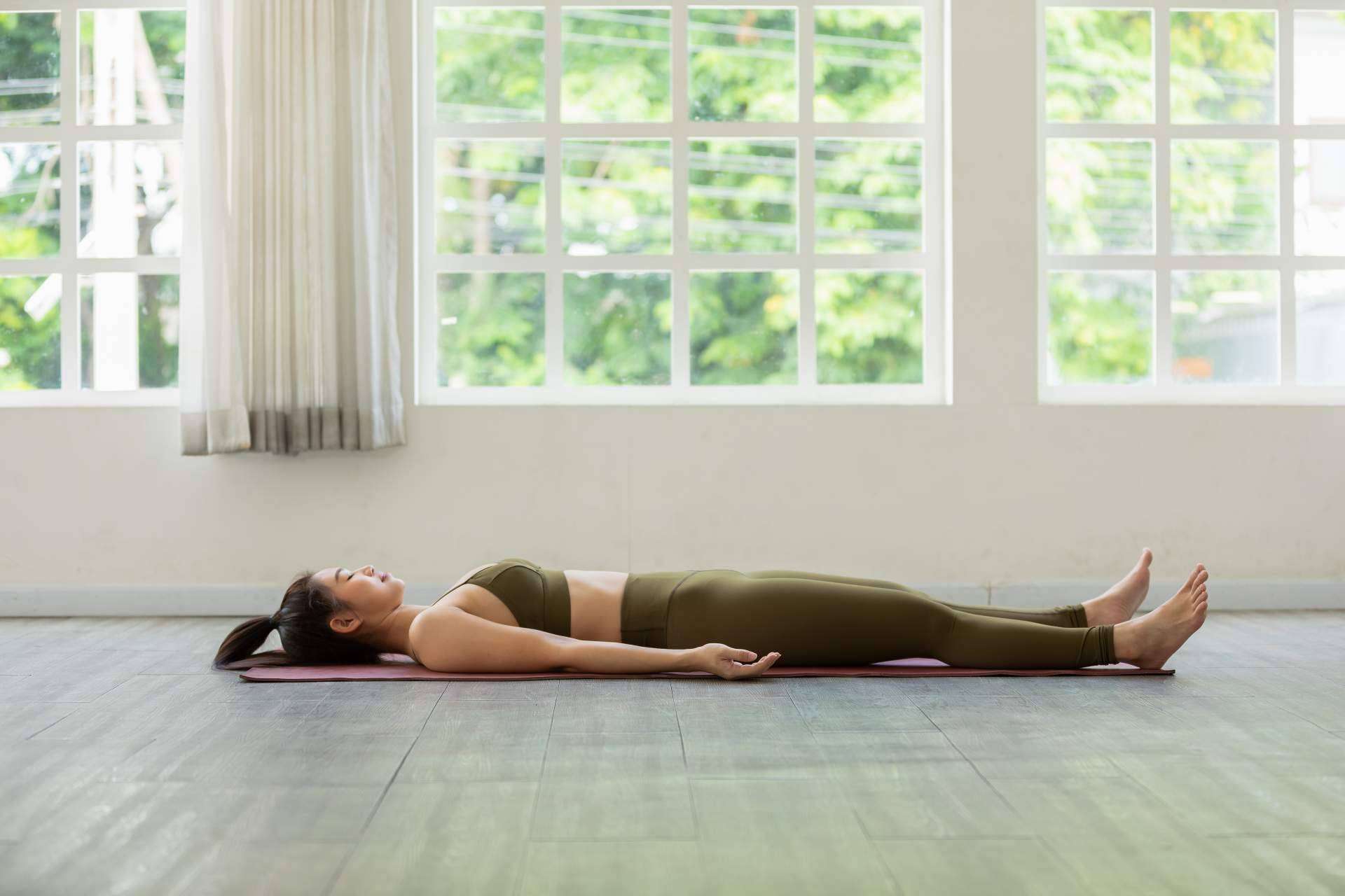 Yoga Nidra es una solución planteada por Yogateca para relajar a una sociedad estresada