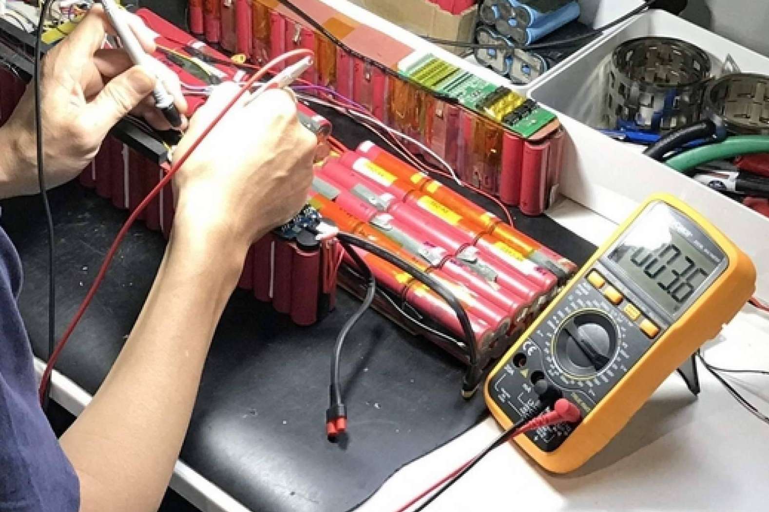 ¿Dónde encontrar un servicio de reparación de patinetes eléctricos y repuestos de patinetes eléctricos? Arréglatelo