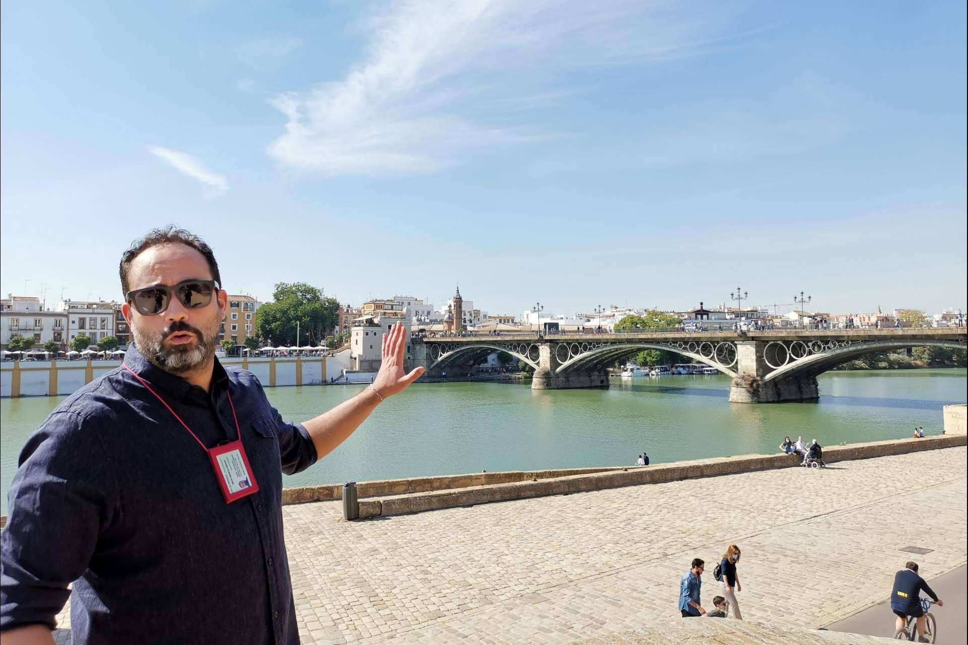 Motivos por los que contratar un guía turístico en Sevilla