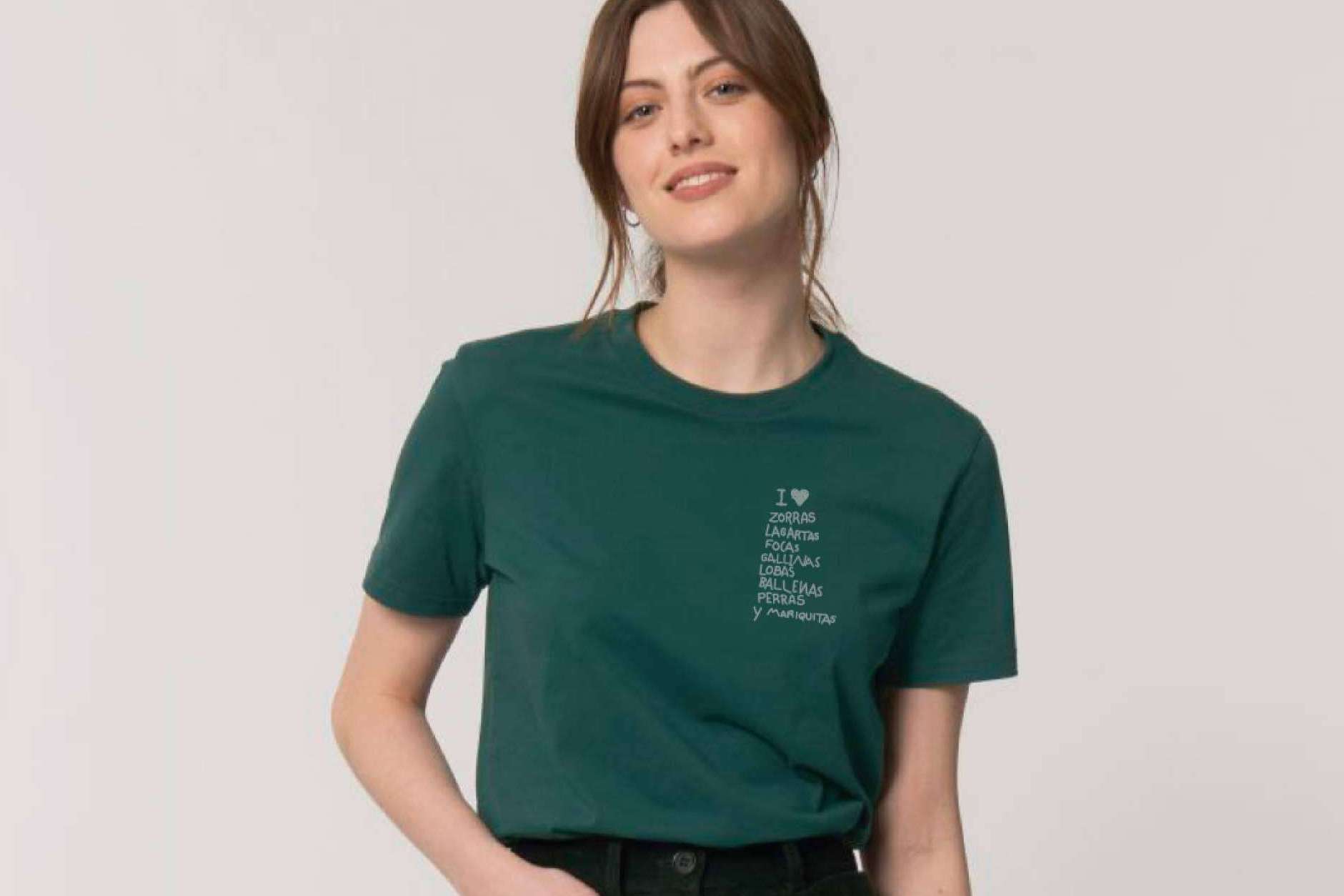 Moda sin estereotipos con las camisetas unisex, por Bink and Plue