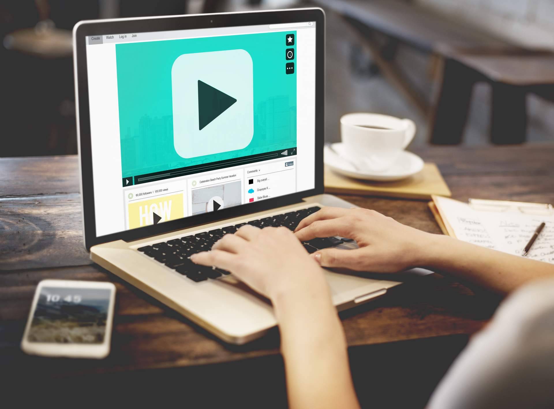 ¿Cómo elaborar material audiovisual para una estrategia de marketing exitosa? Los expertos de la agencia de marketing digital Sabadell MarketBoom