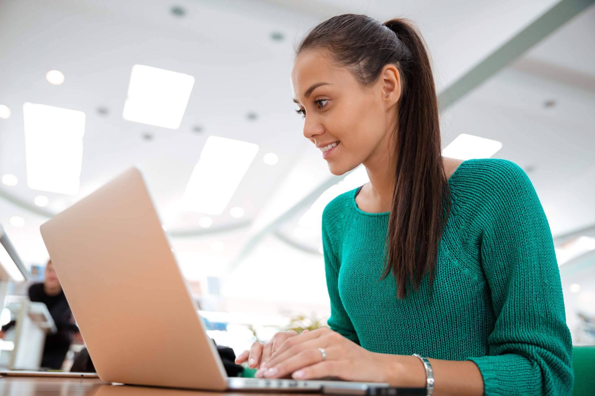 Cursos gratuitos Madrid en las áreas de marketing, habilidades personales, administración e informática con Academia Colón Móstoles