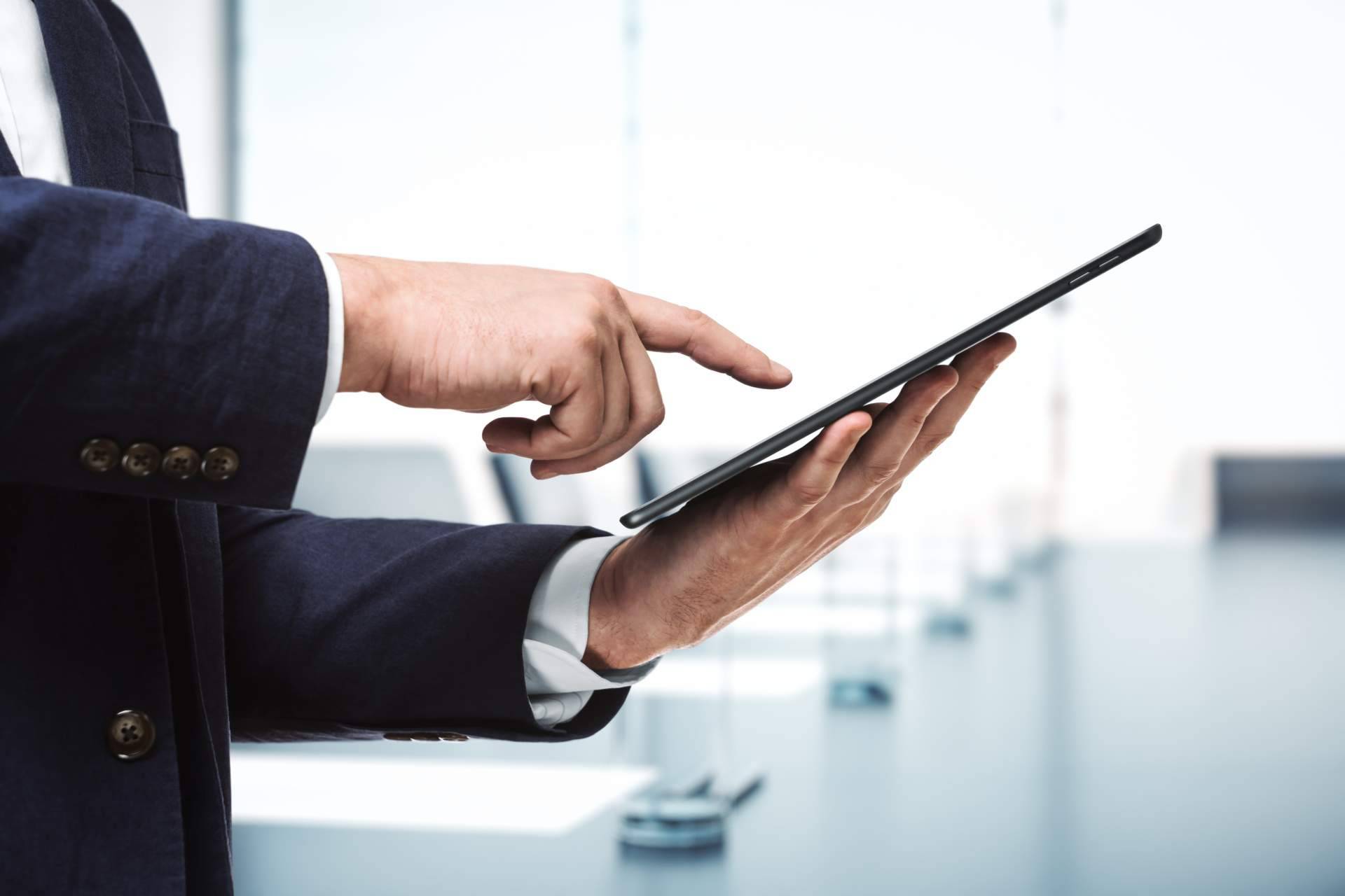 Tramitamos Tu Firma enumera los beneficios de obtener una firma digital
