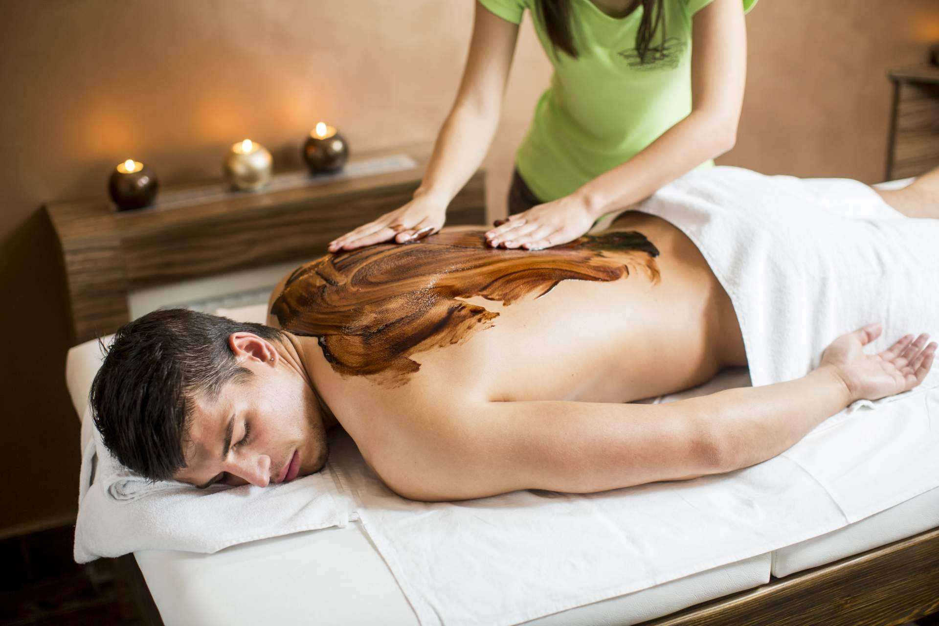 Chocolaterapia en pareja, un tratamiento estético y saludable en auge, por Crina Rus Beauty Center