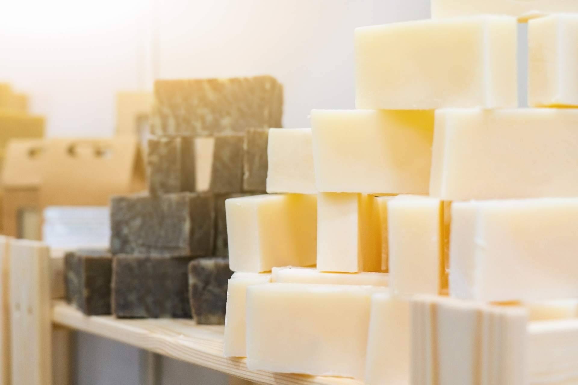 Hacer en casa cosmética sólida para reducir el uso de envases, por Sara Sierra