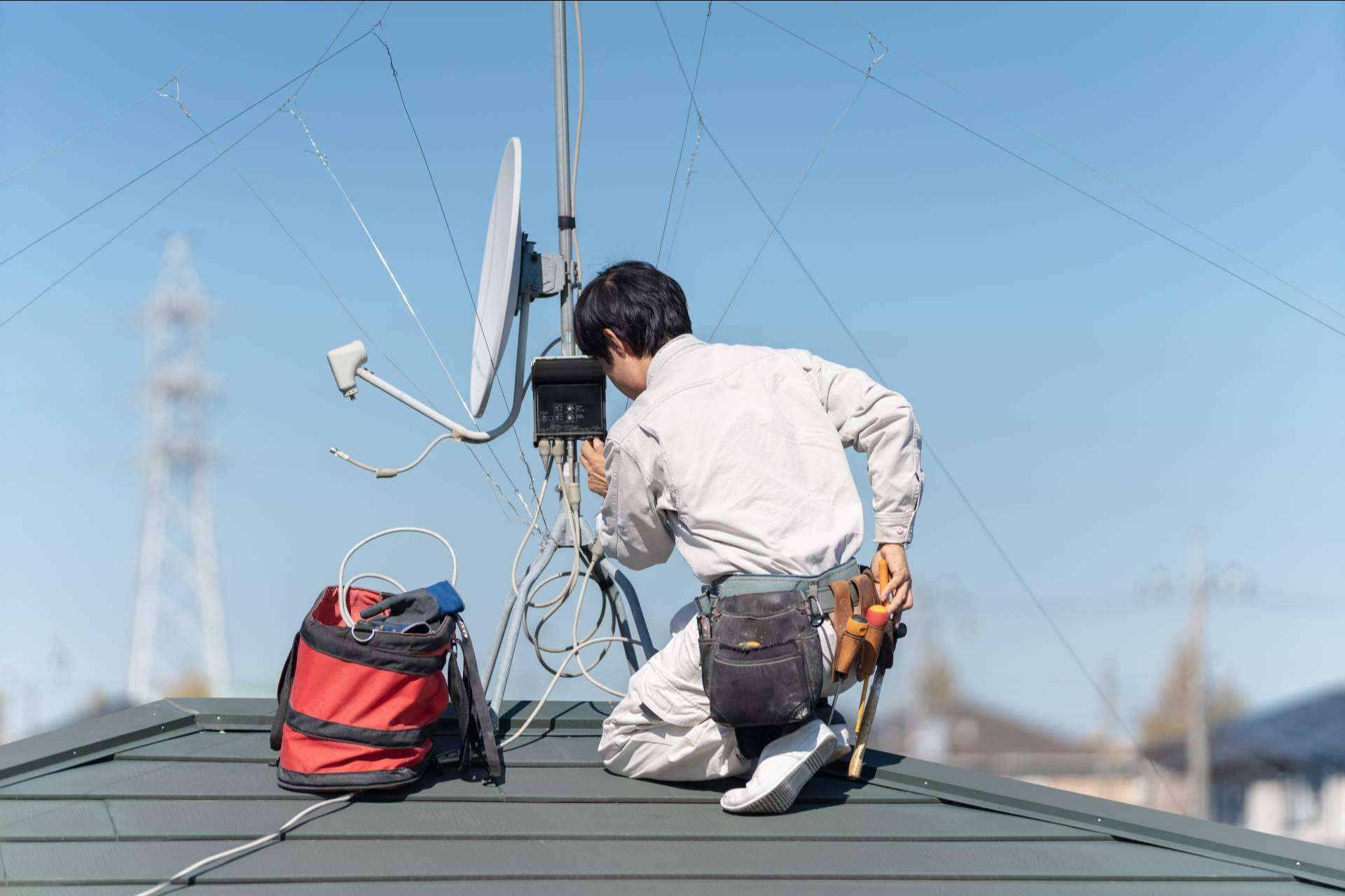 La asistencia de Antenistas Valencia para la instalación y reparación de antenas de televisión y telefonía