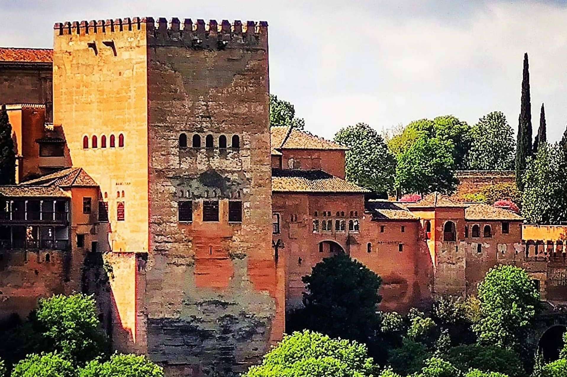 Una guía para orientar al que llega a Granada, por Nazarí Tours Granada