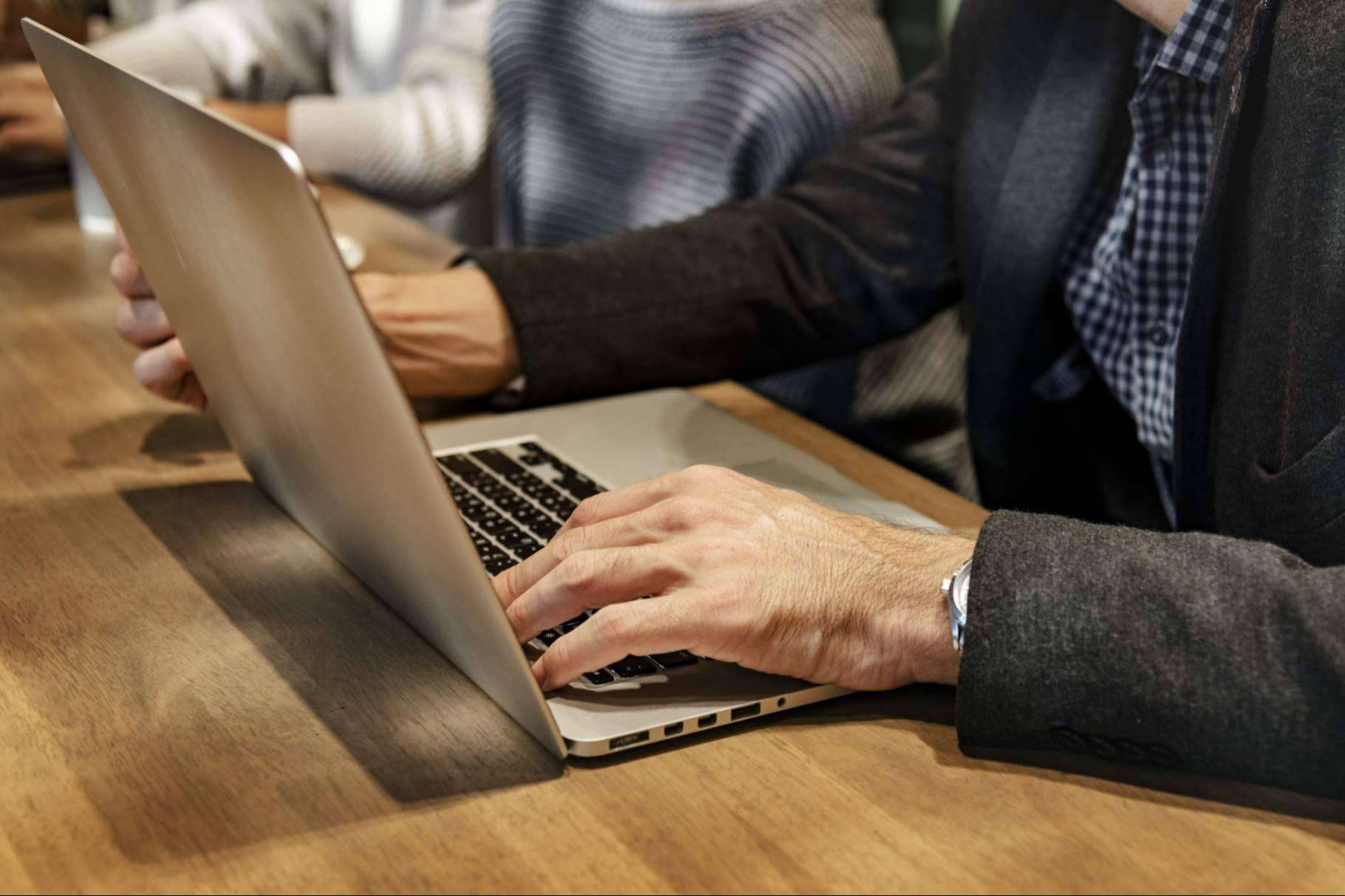 El coworking como complemento a la nueva Ley de Emprendedores y Startups aprobada en España