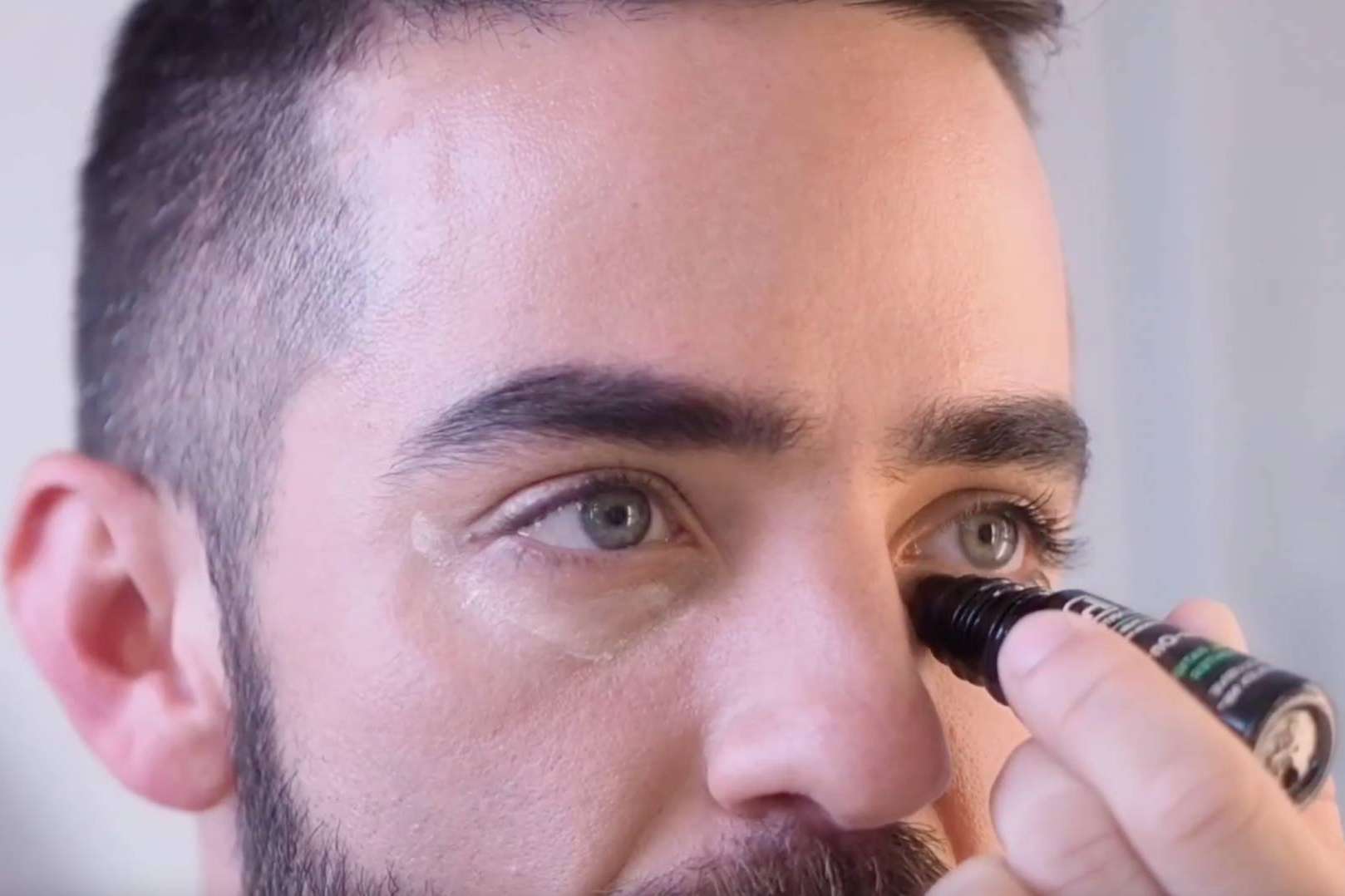 Homo Naturals permite olvidarse de las ojeras también a los hombres