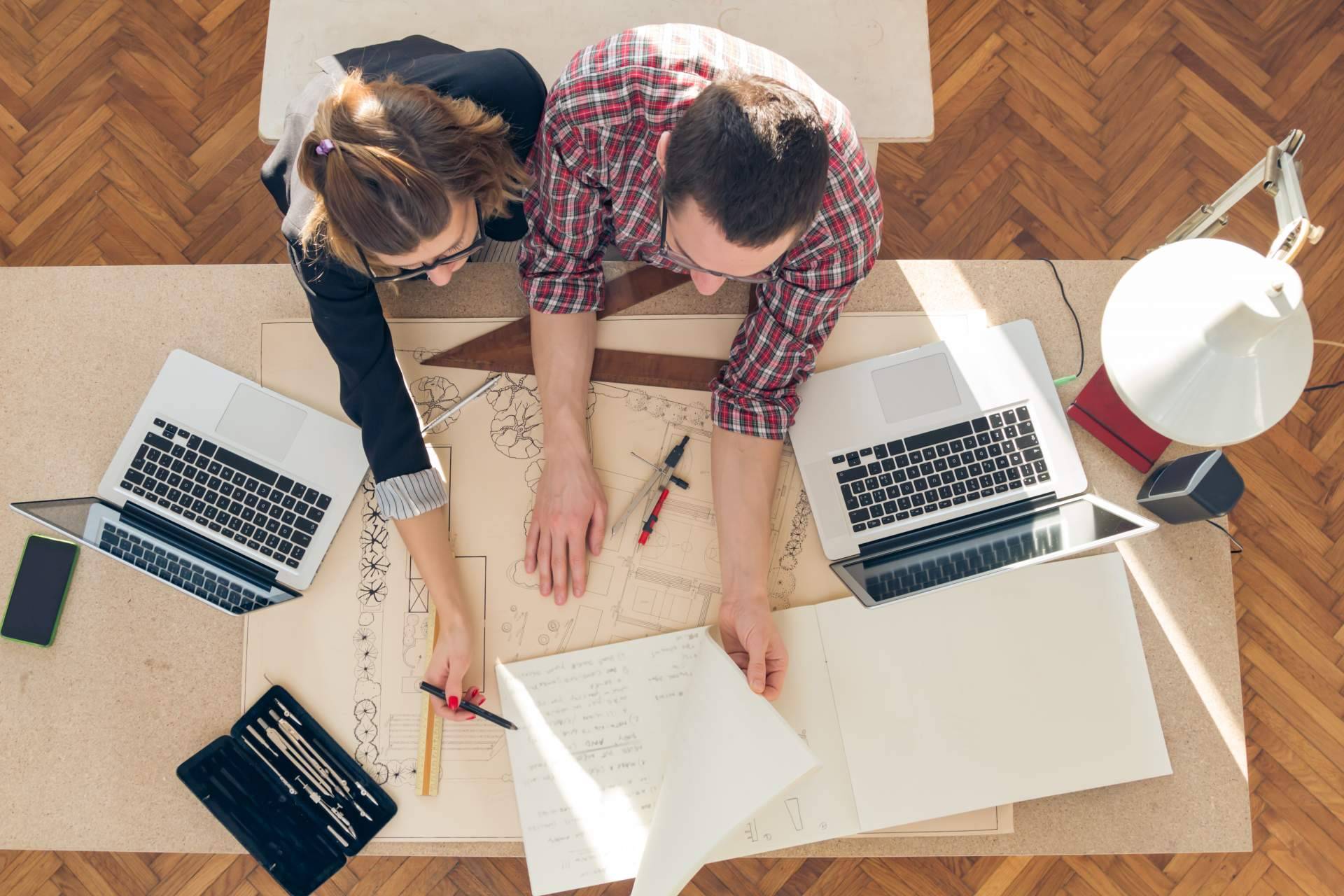 ¿Cómo puede ayudar la figura de un Funnel Architect en un negocio digital?