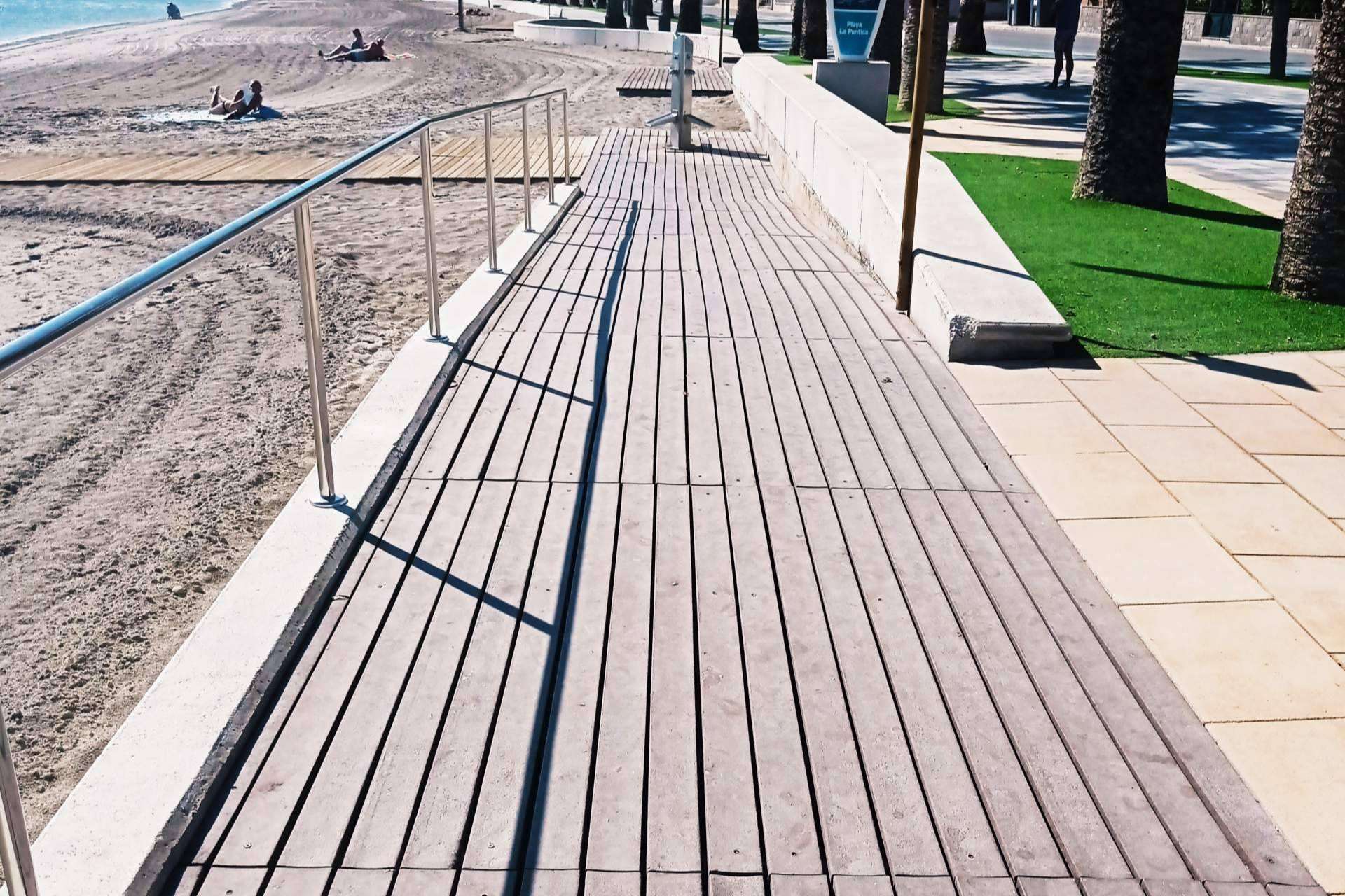 Las pasarelas de playa en Murcia son las últimas obras de éxito de GB Solutions