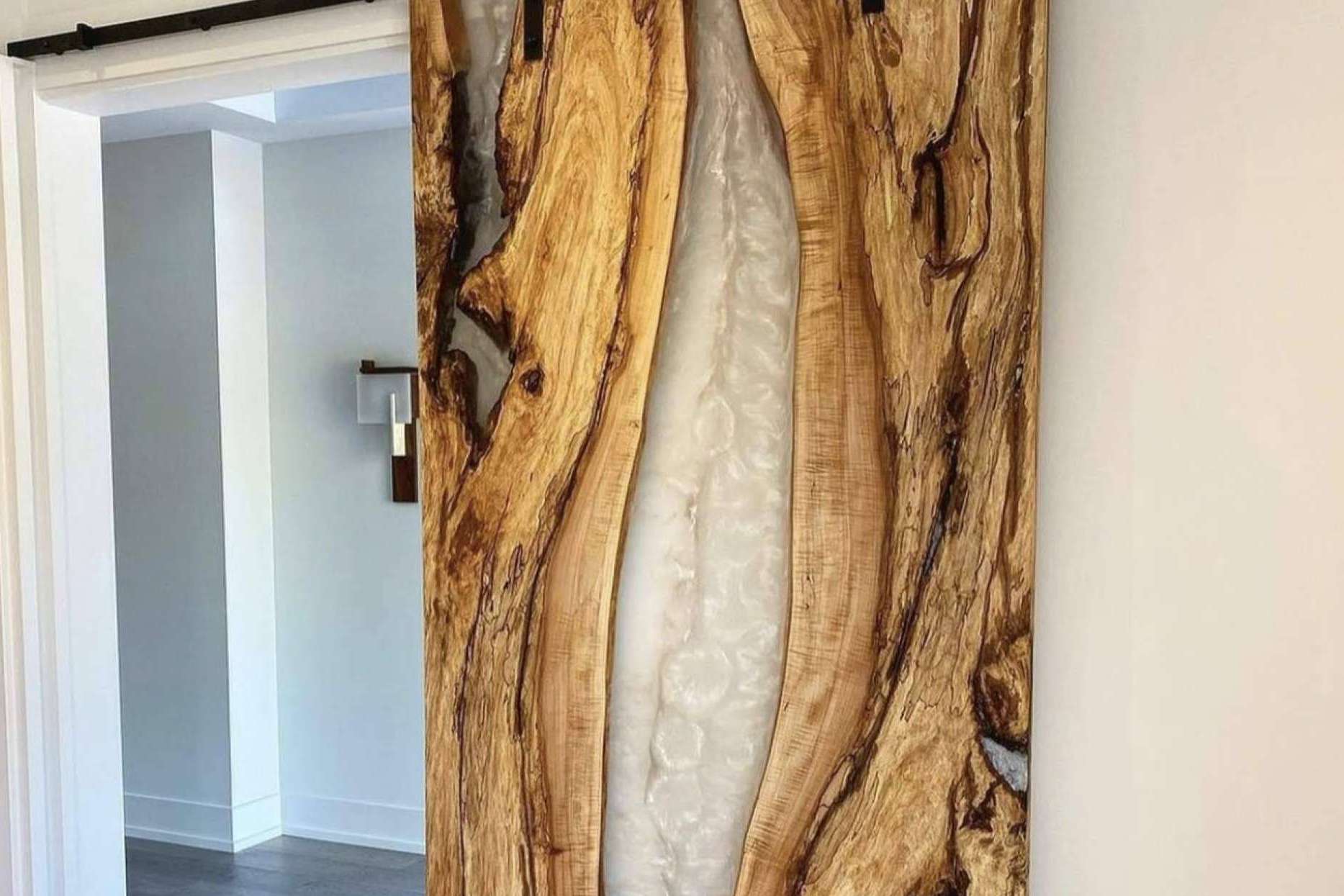 Puertas macizas de olivo de Encimeras de Olivo