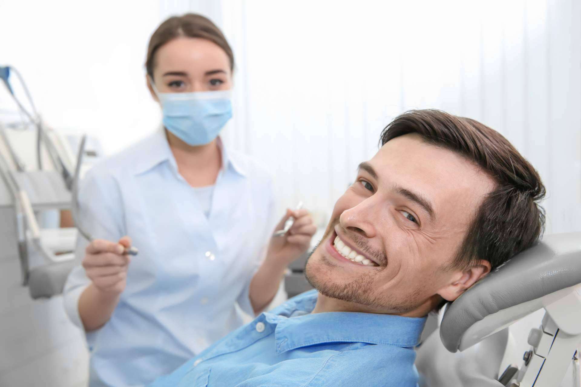 La clínica dental de Madrid que lleva más de 30 años devolviendo la sonrisa a sus pacientes es Arturo Soria
