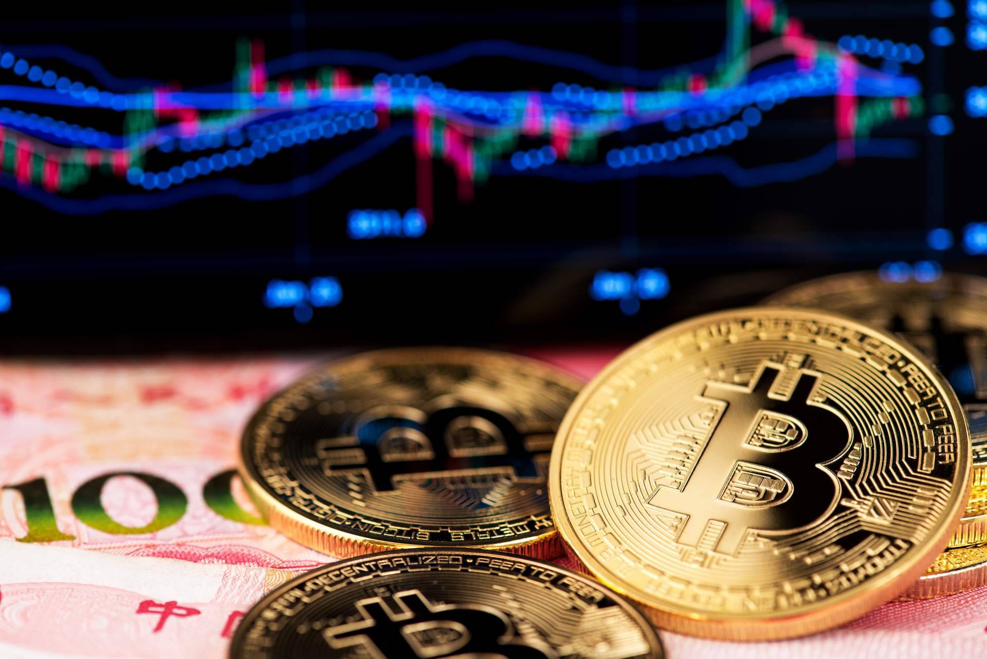 Los abogados especializados en criptomonedas y blockchain con la asistencia de Attolón