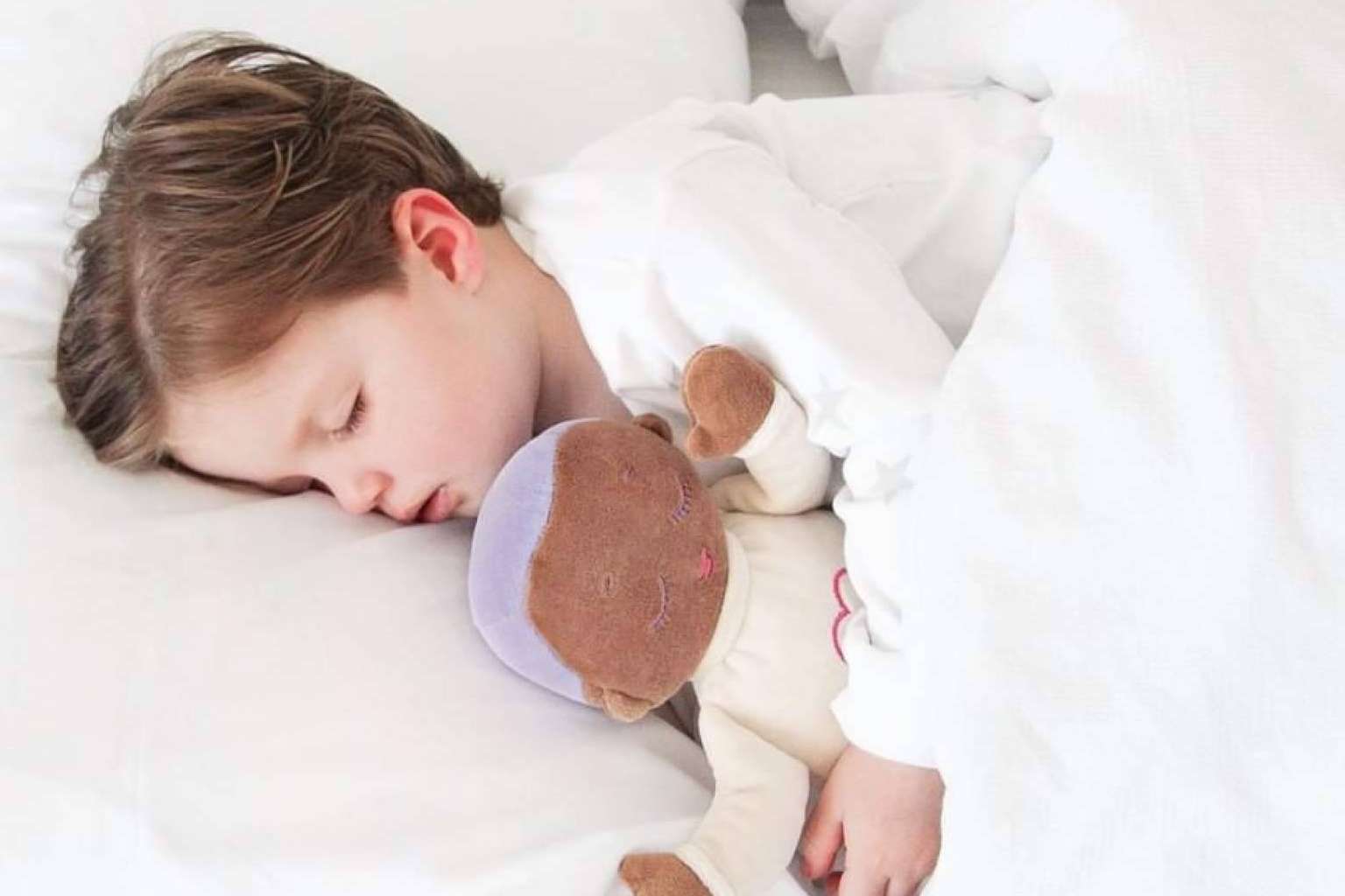Ayudar a dormir bebés con los muñecos Lulla doll