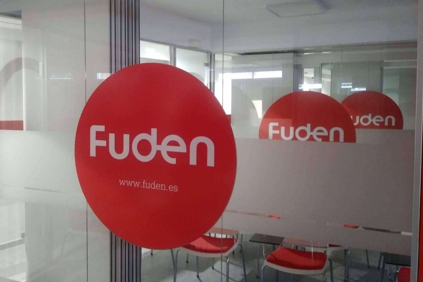 La empresa Sí sensationimage se dedica al merchandising personalizado