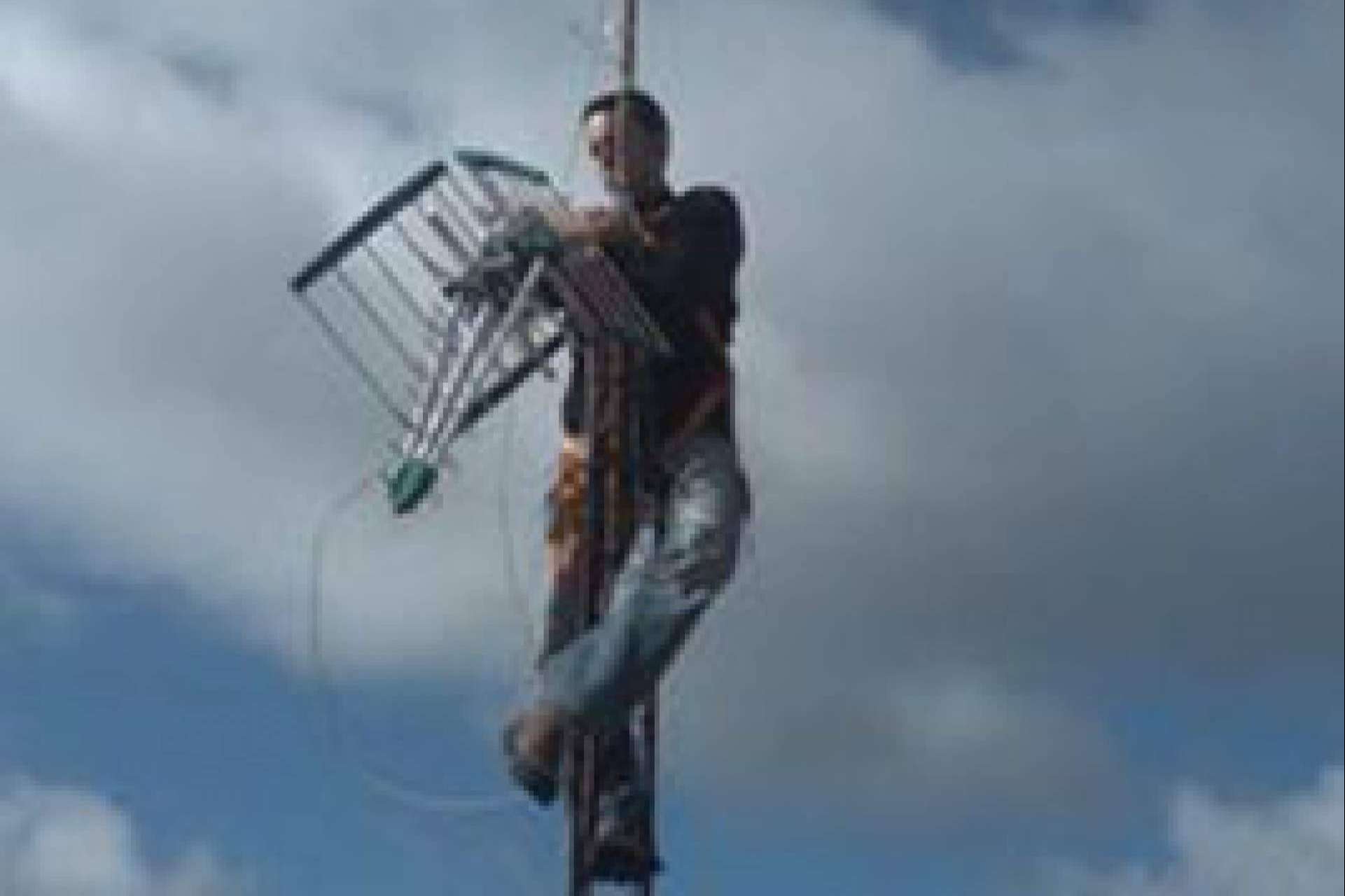 La página web de instaladorantenas.com ofrece servicios de antenistas en Valencia