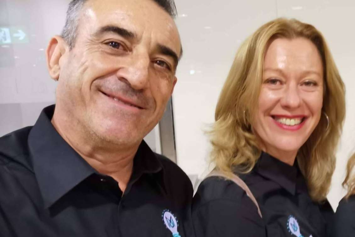 La clave de la felicidad se encuentra en las raíces de una empresa de mediación de seguros