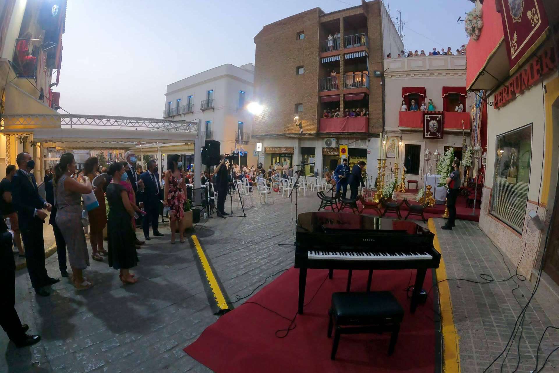 Una tendencia que aviva emociones es la música de piano en las bodas