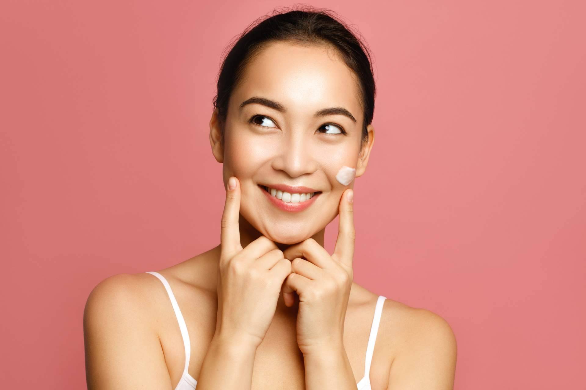 Rejuvenecimiento facial con la biorevitalización, por BioSalud Canarias