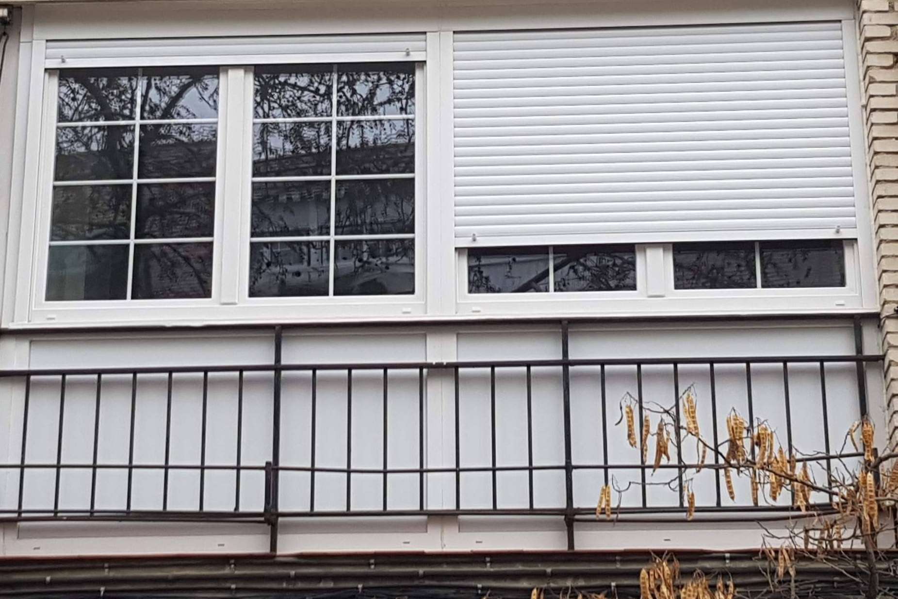 OREAS Distribución cuenta con ventanas de PVC Gealan disponibles