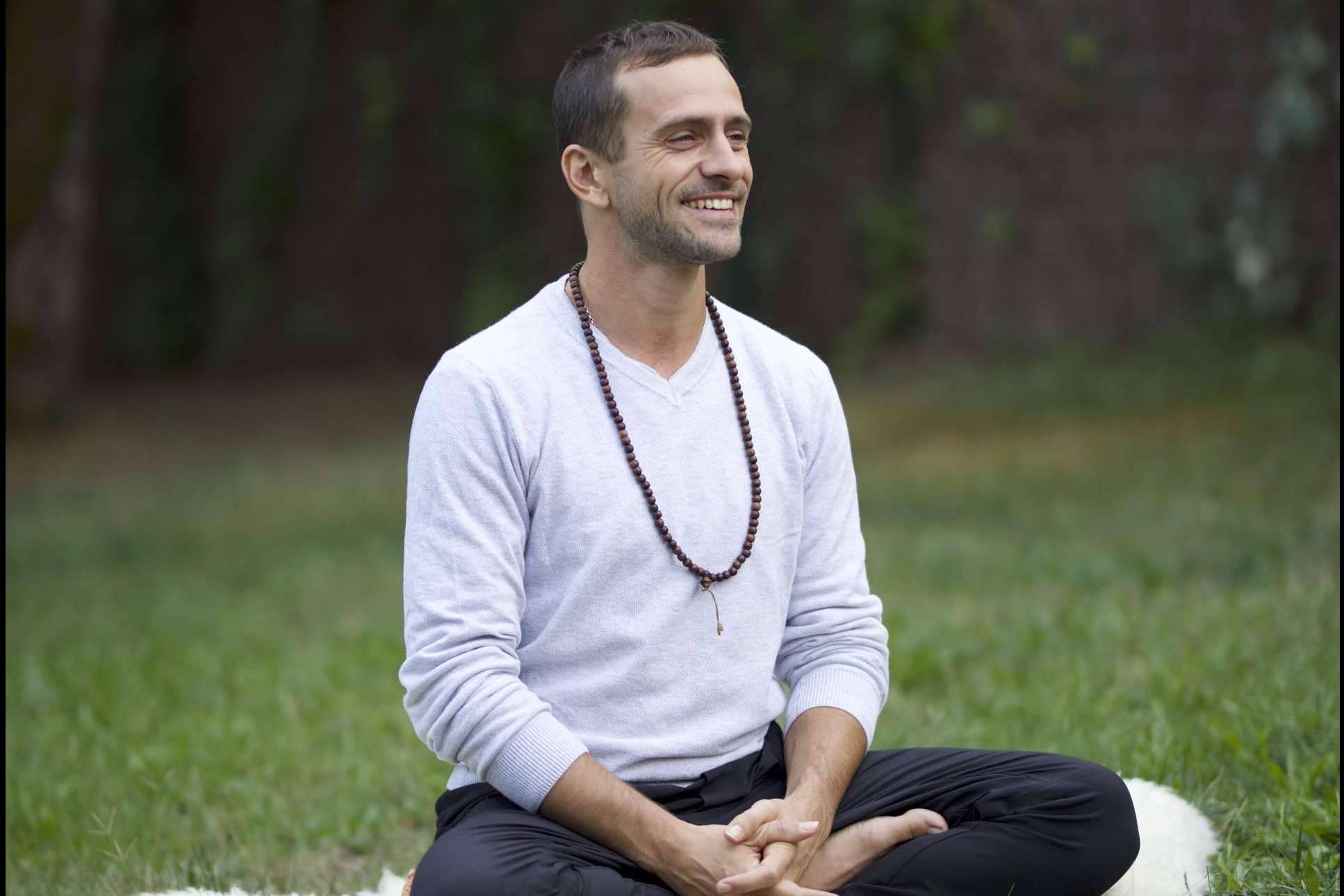 'Viaje a través de los Chakras', el curso de Ravi Ram para el crecimiento personal