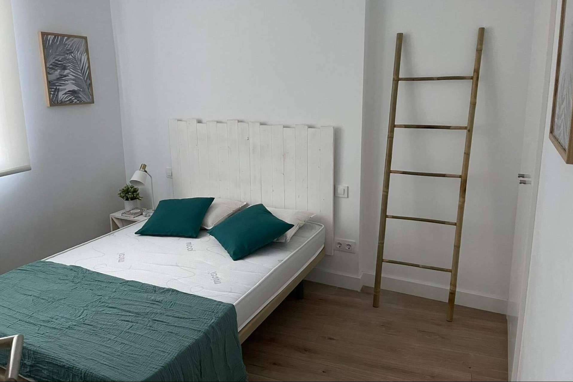 Encontrar muebles de calidad para decorar el dormitorio es posible en el espacio Buychester