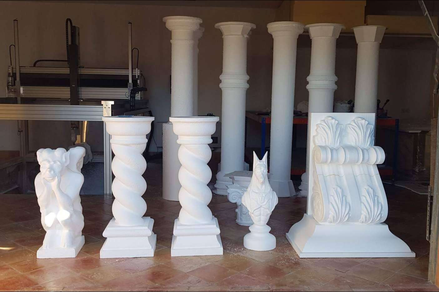 Elementos arquitectónicos y decorativos de vanguardia con el servicio integral de la empresa Sumiseran