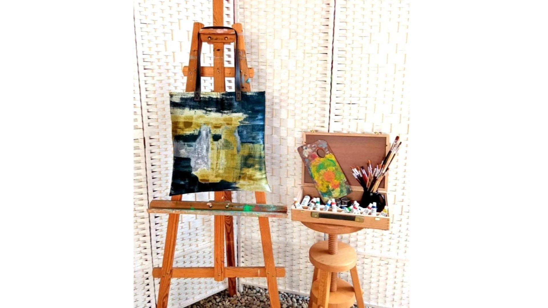 Inirt Atelier crea diseños elegantes y exclusivos de tote bags para complementar cualquier look