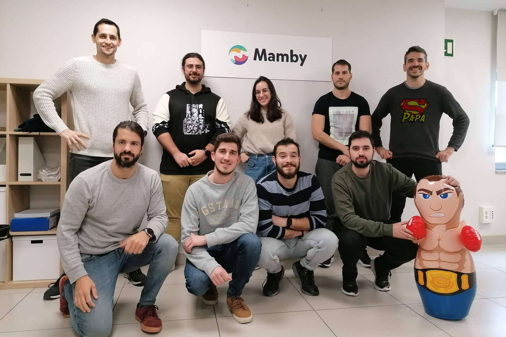 ¿Qué es Mamby?, la red social que se adapta a los nuevos tiempos