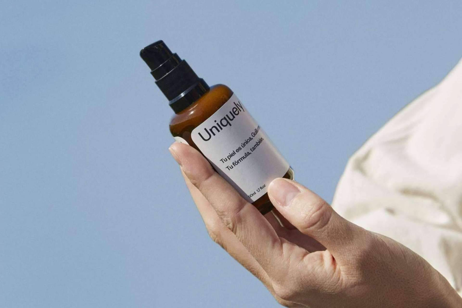 ¿Cuáles son los beneficios de la crema facial personalizada de Uniquely?