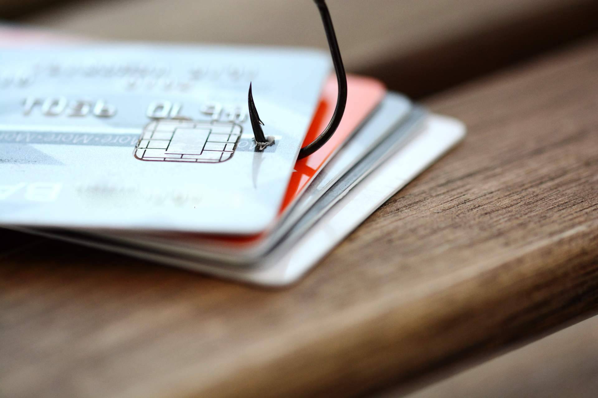 Los bancos tienen la obligación de custodiar los fondos de sus clientes para evitar las estafas por phishing