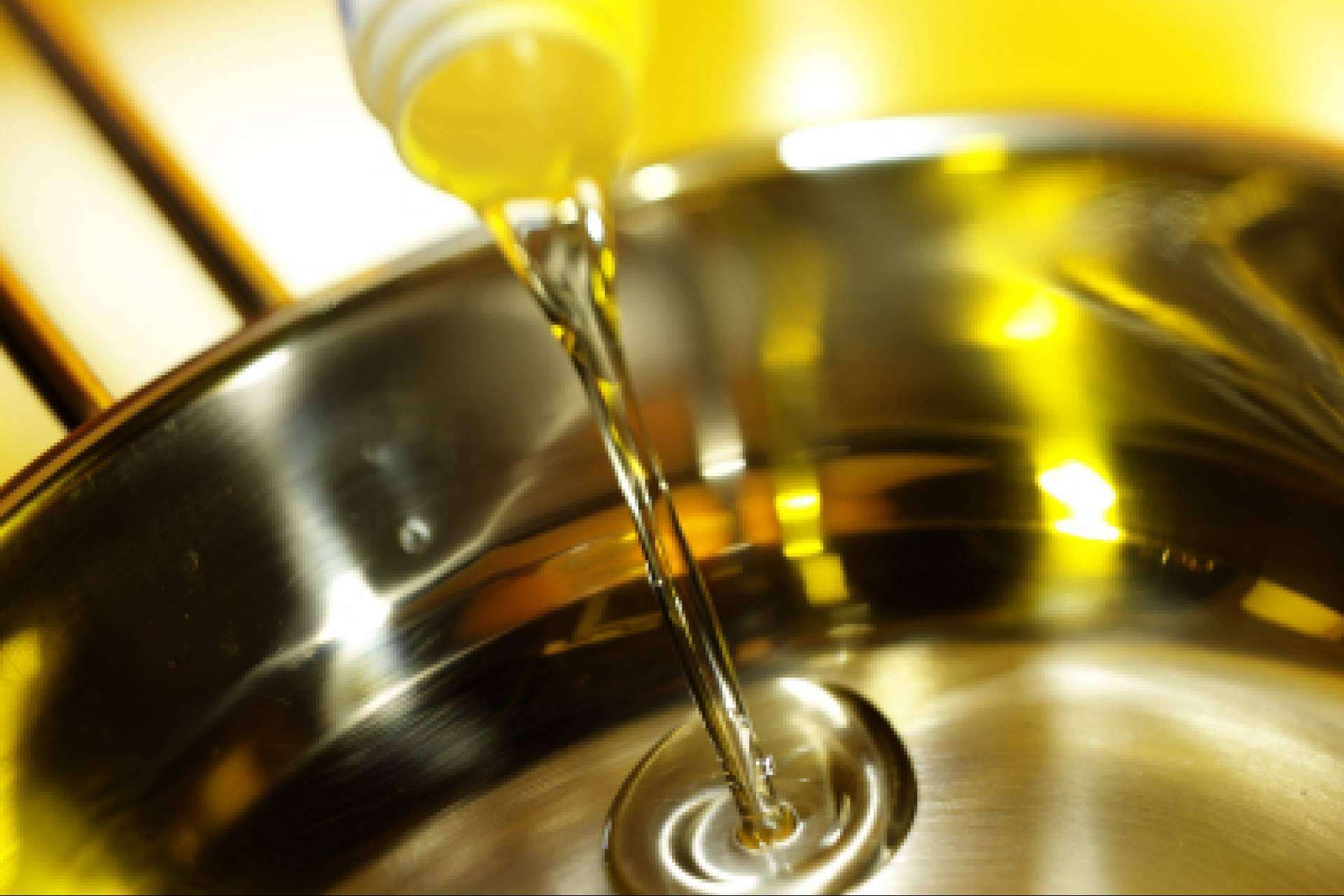 Reseave y su campaña de reciclaje de aceite de cocina usado