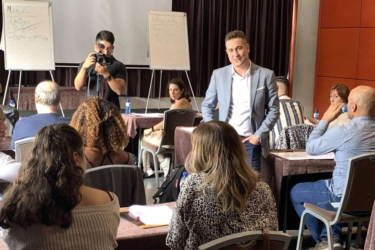 El programa Easy Digital System permite ganar dinero desde casa