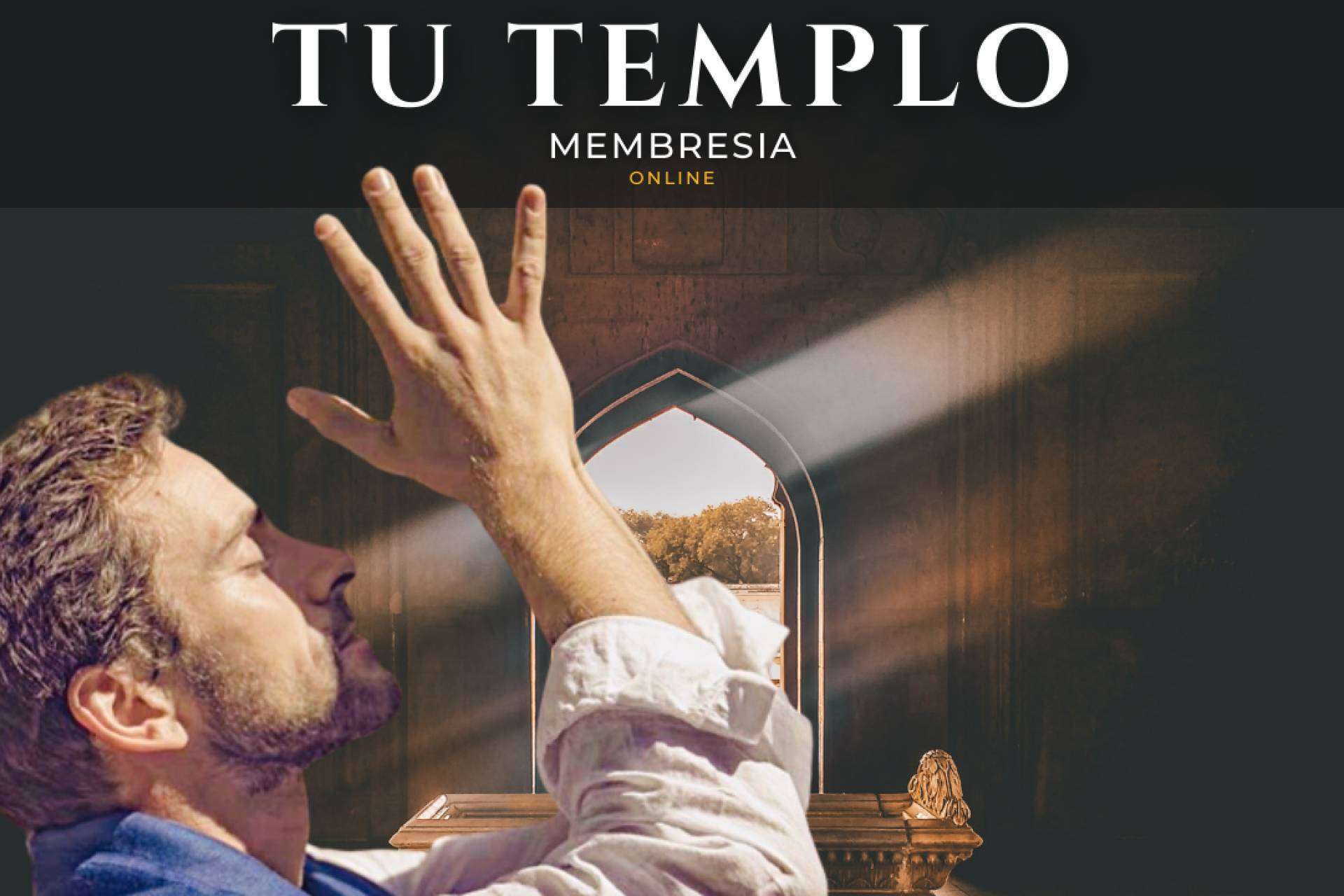 Ravi Ramoneda junto con la membresía online Tu Templo