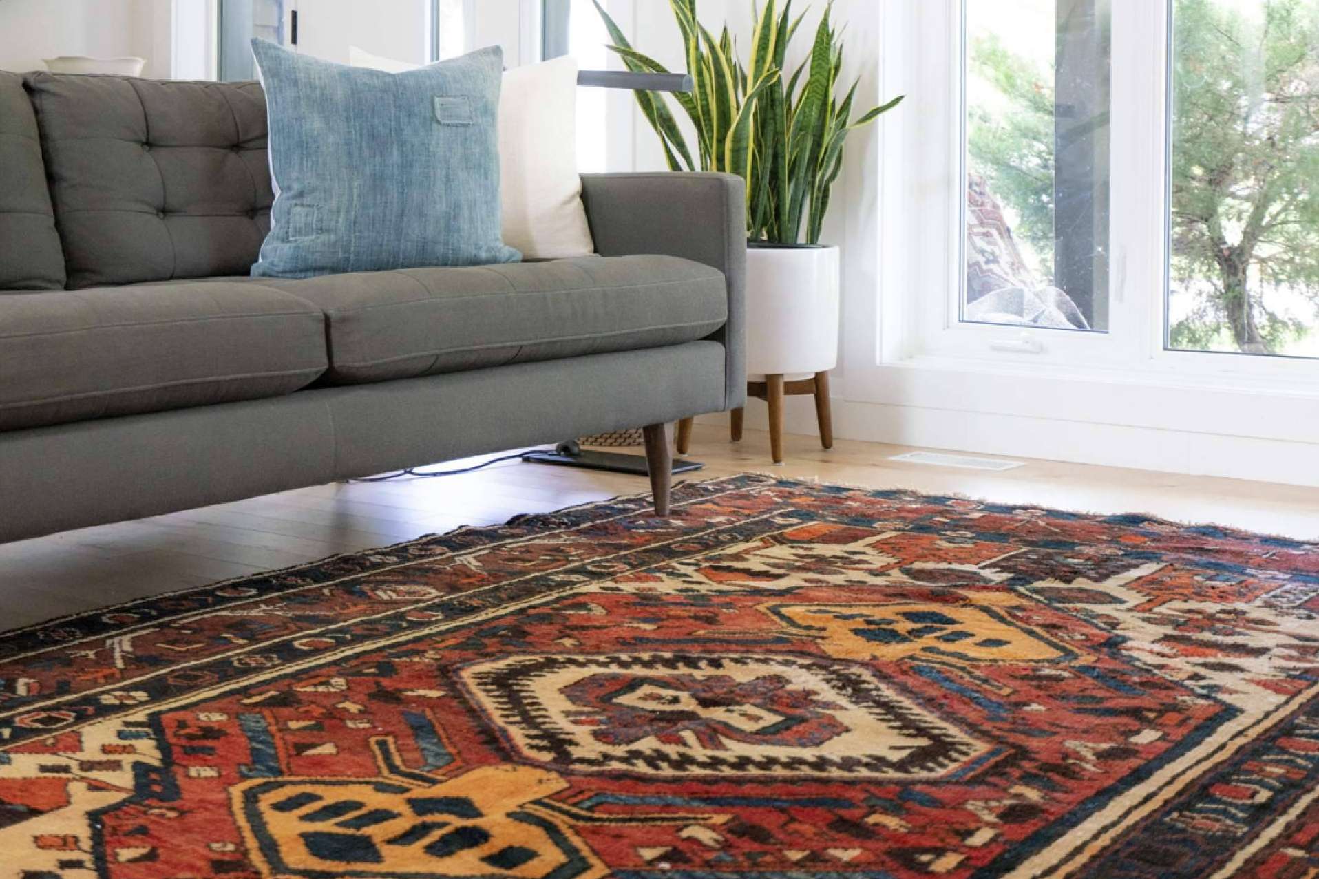 UrbanClean ofrece un servicio profesional de limpieza de alfombras