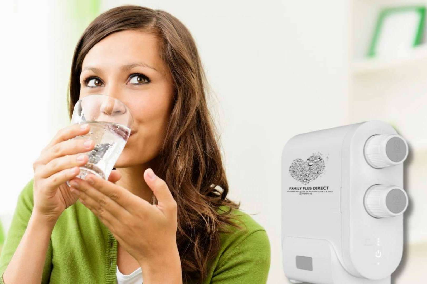 Una de las principales medidas para contribuir a la preservación de los océanos es el consumo de agua del grifo con filtros