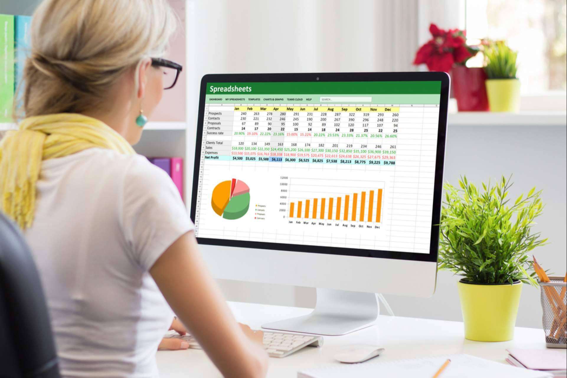 La formación online de Excel centrada 100 % en el alumno, por la Escuela de Gerencia Conocimiento Infinito