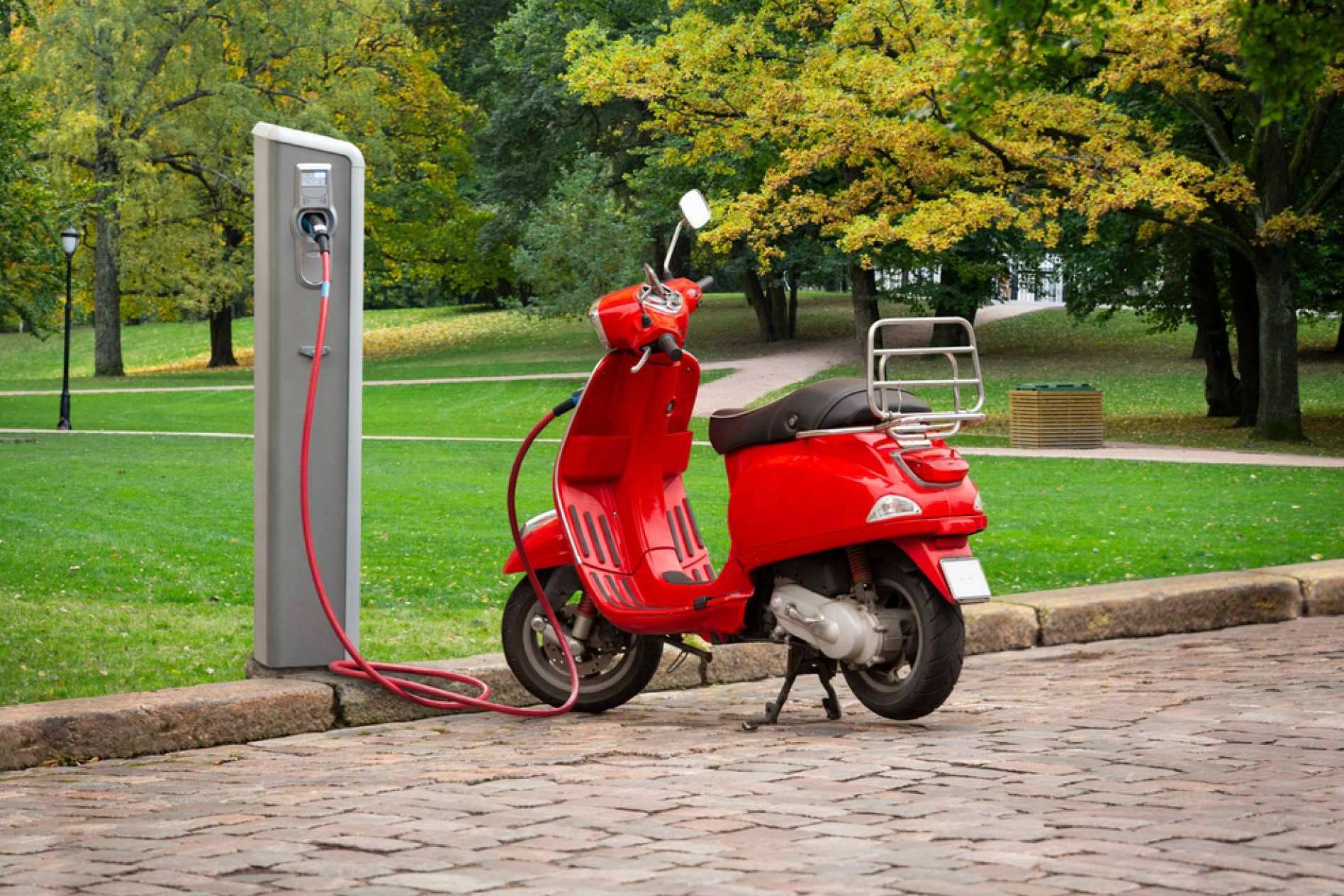 Un amplio catálogo de motos eléctricas disponible en Emotobike