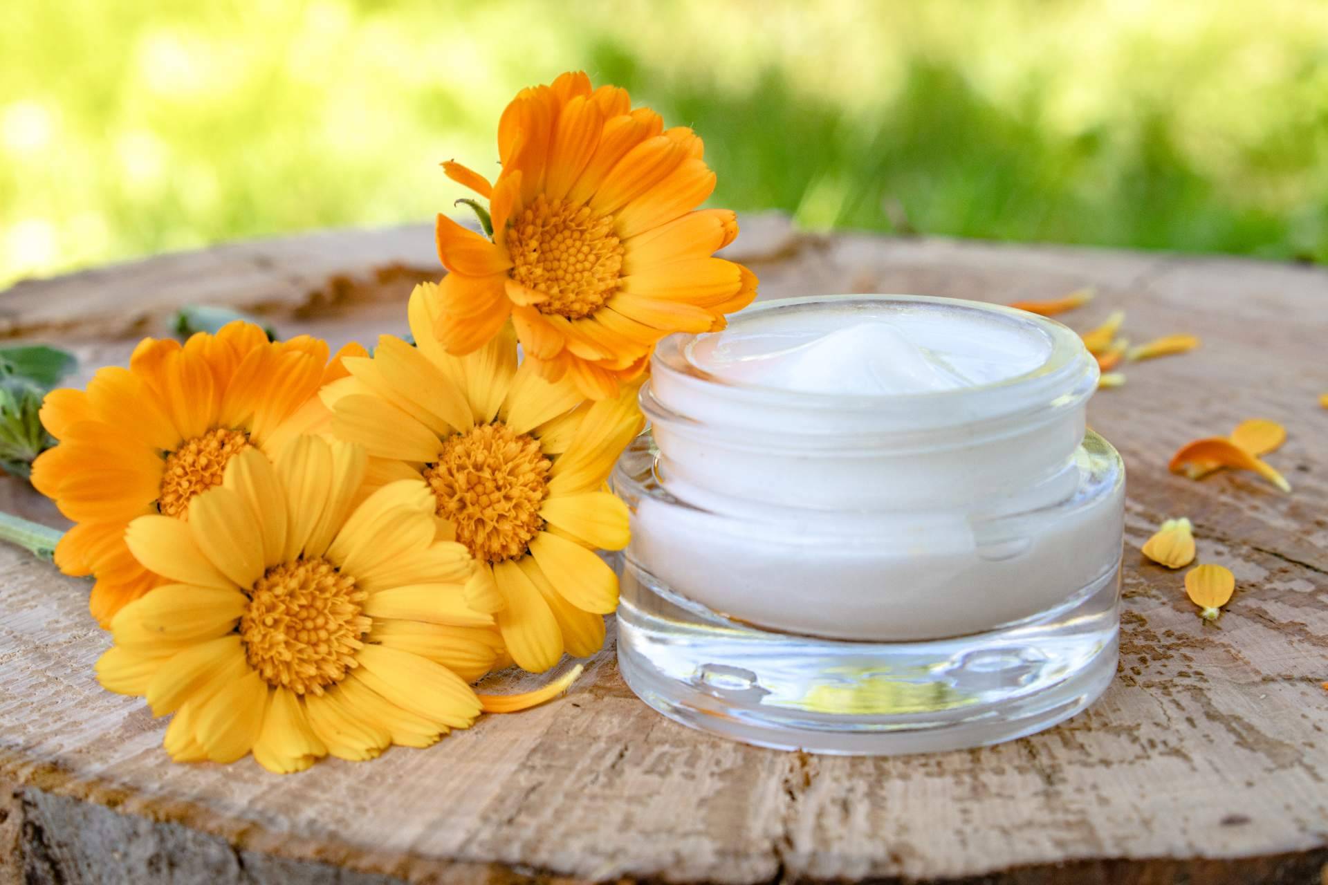 La importancia de consumir cosmética natural para la salud de la piel y el cuerpo, por LOAN Cosmetics