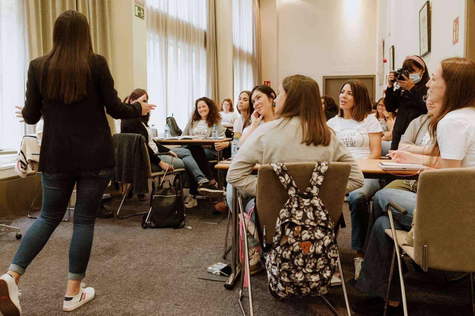 ¿Cuáles son los 5 consejos para estudiar oposiciones en verano de Úrsula Campos?